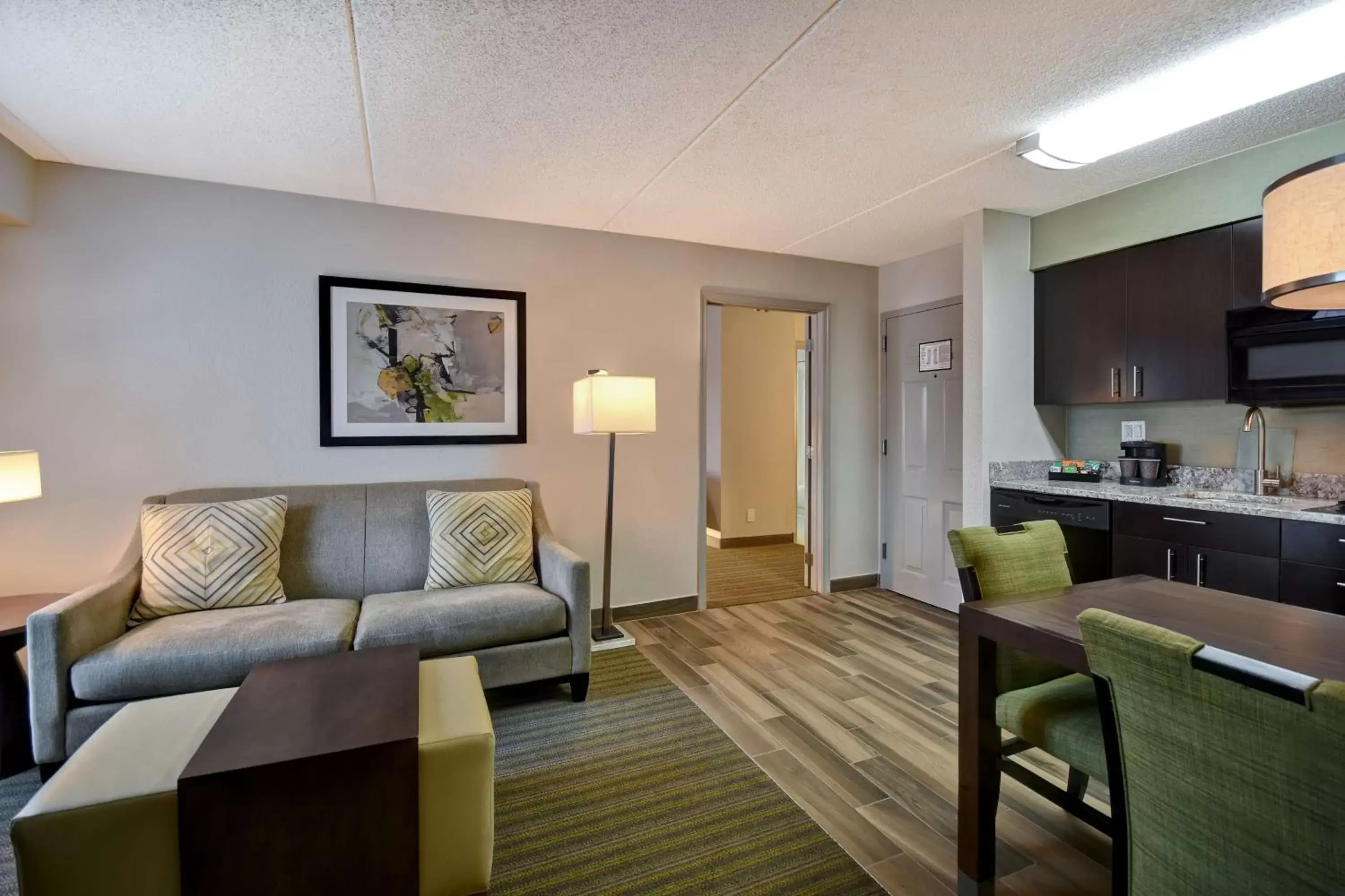 Living room, Seating Area in Homewood Suites by Hilton Philadelphia-Great Valley