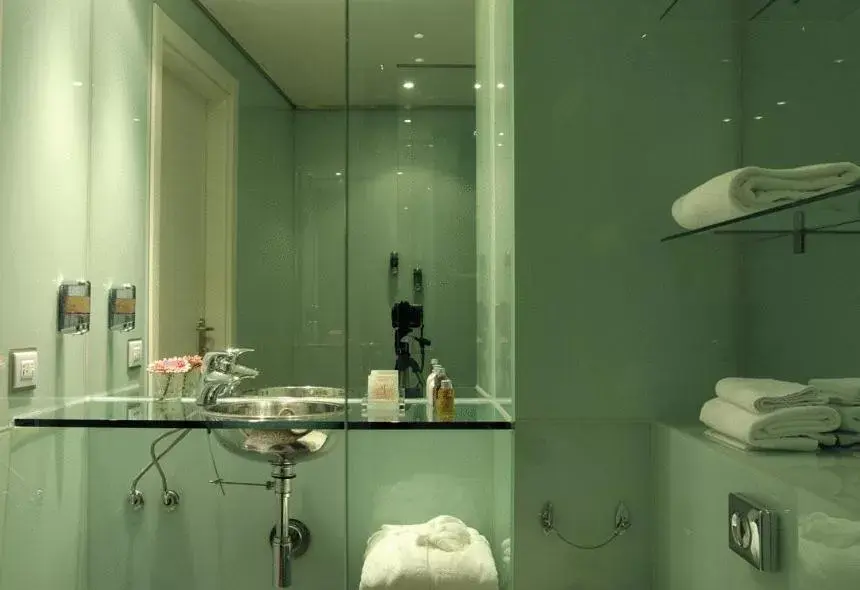 Bathroom in Executive Hotel