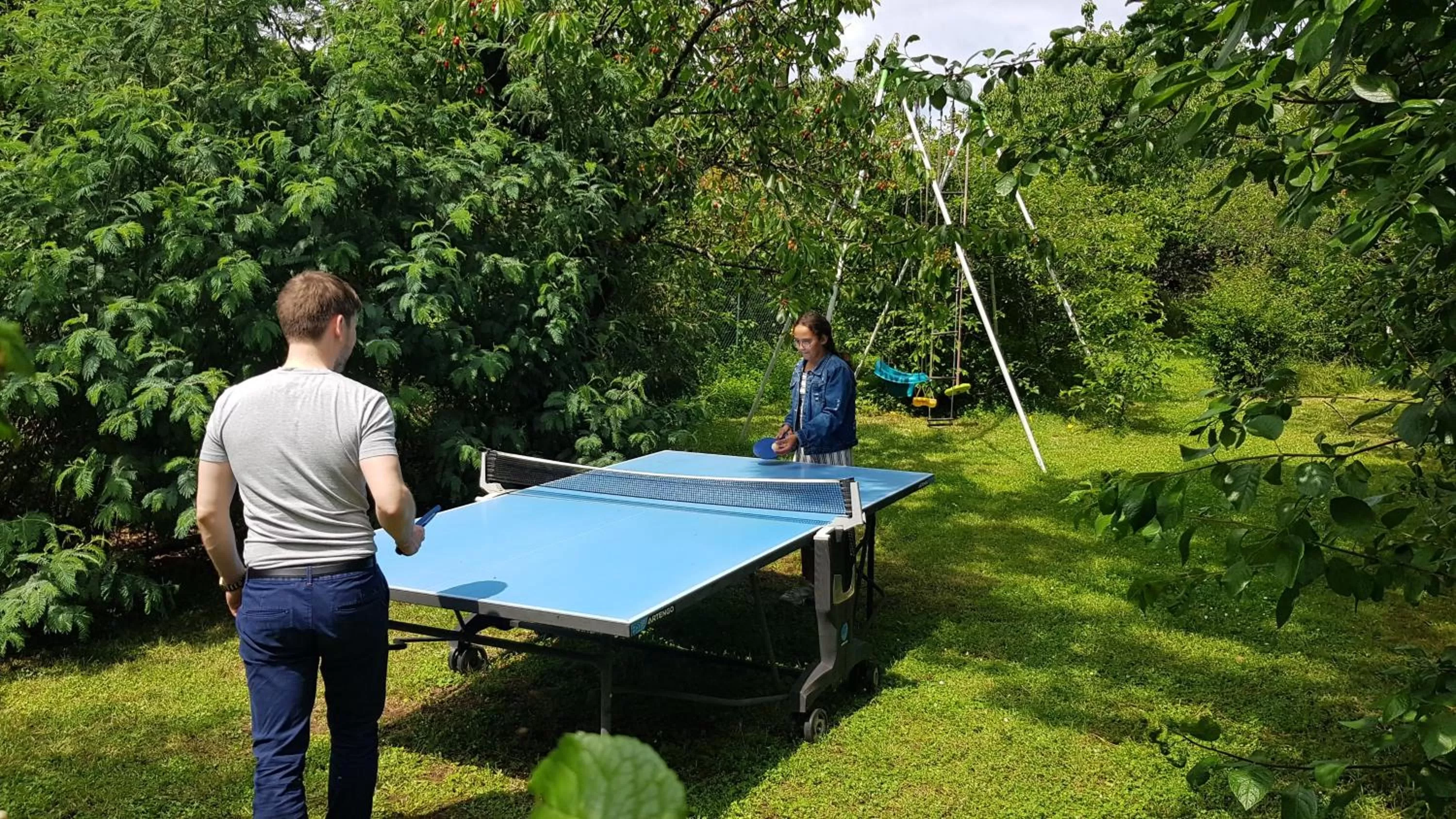 2 chambres et salle de bain un oasis de bien être Piscine et jardin Direct Gare Aéroport