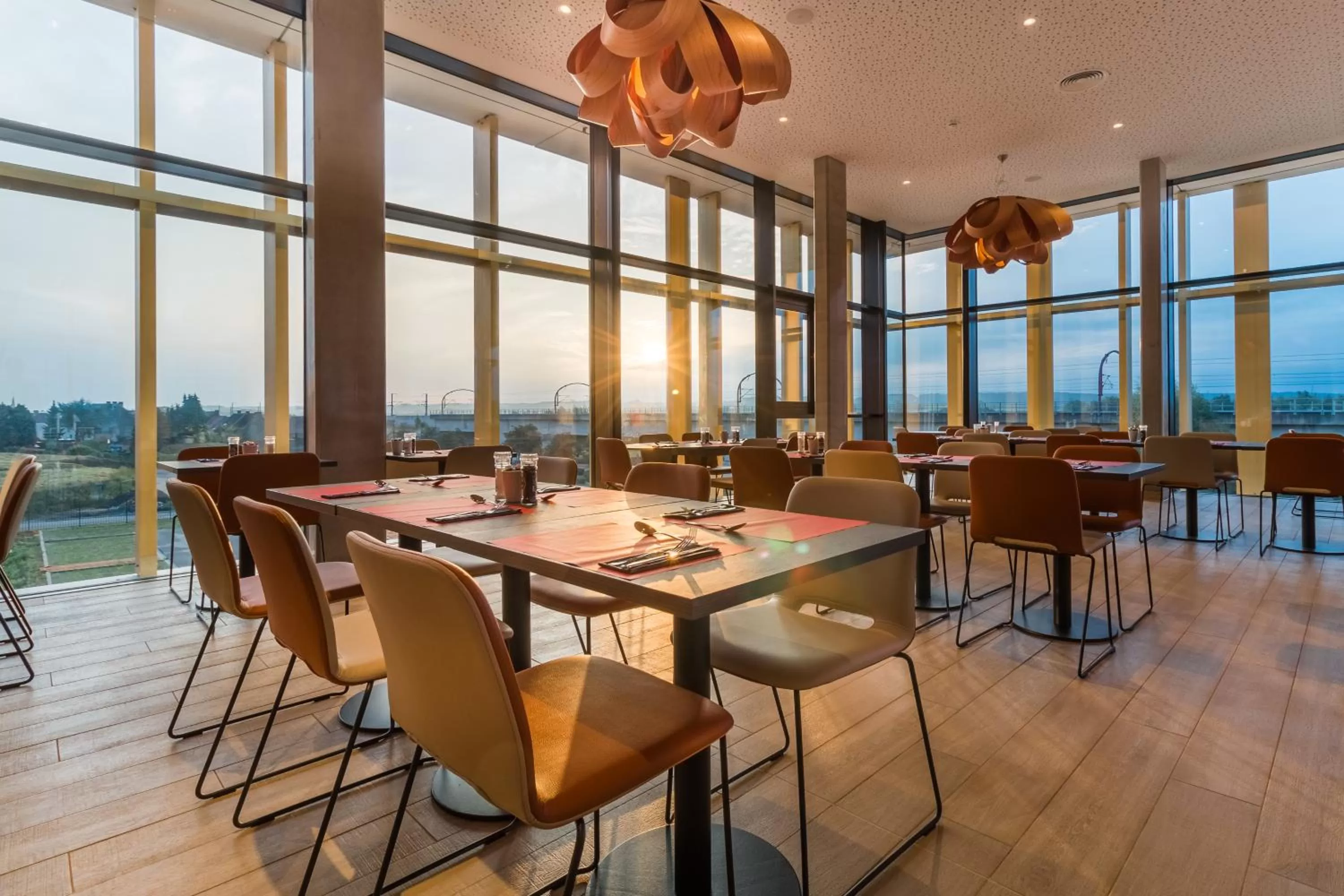 Restaurant/places to eat in Martin's Red