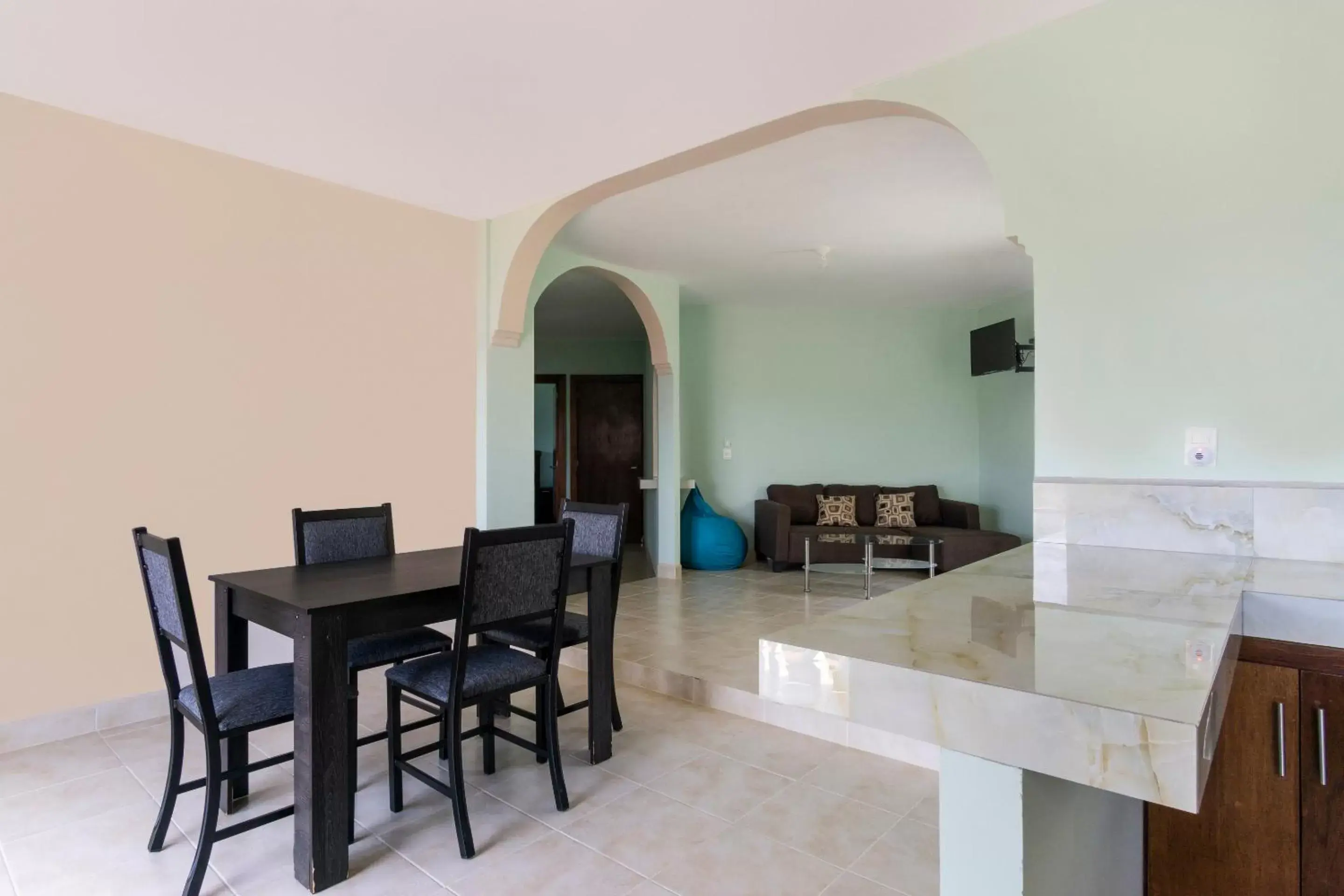 Property building, Dining Area in Grand View Suites
