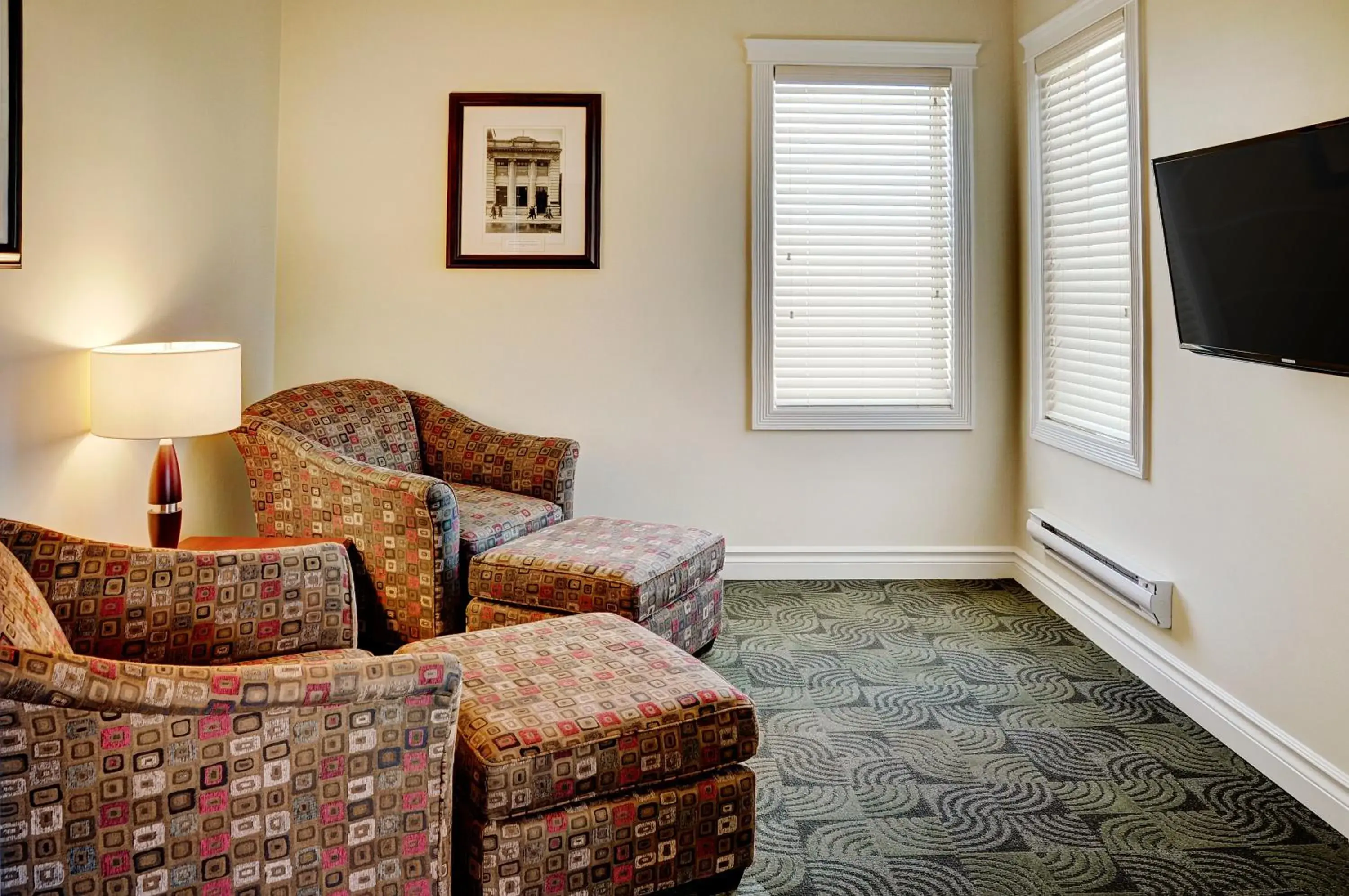 Living room in Chateau Nova Yellowhead Living room in Chateau Nova Yellowhead