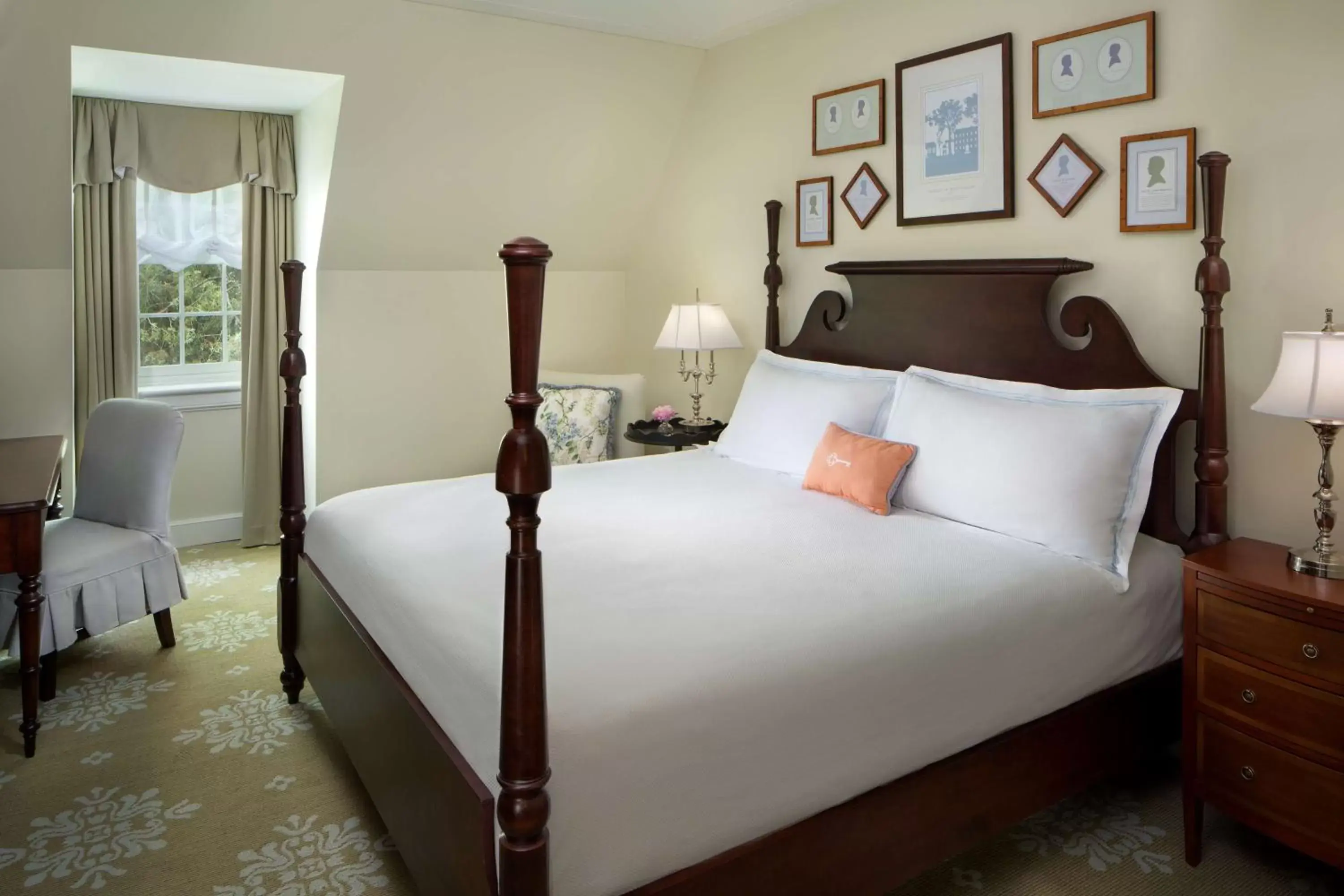 Photo of the whole room, Bed in The Carolina Inn, a Destination by Hyatt Hotel