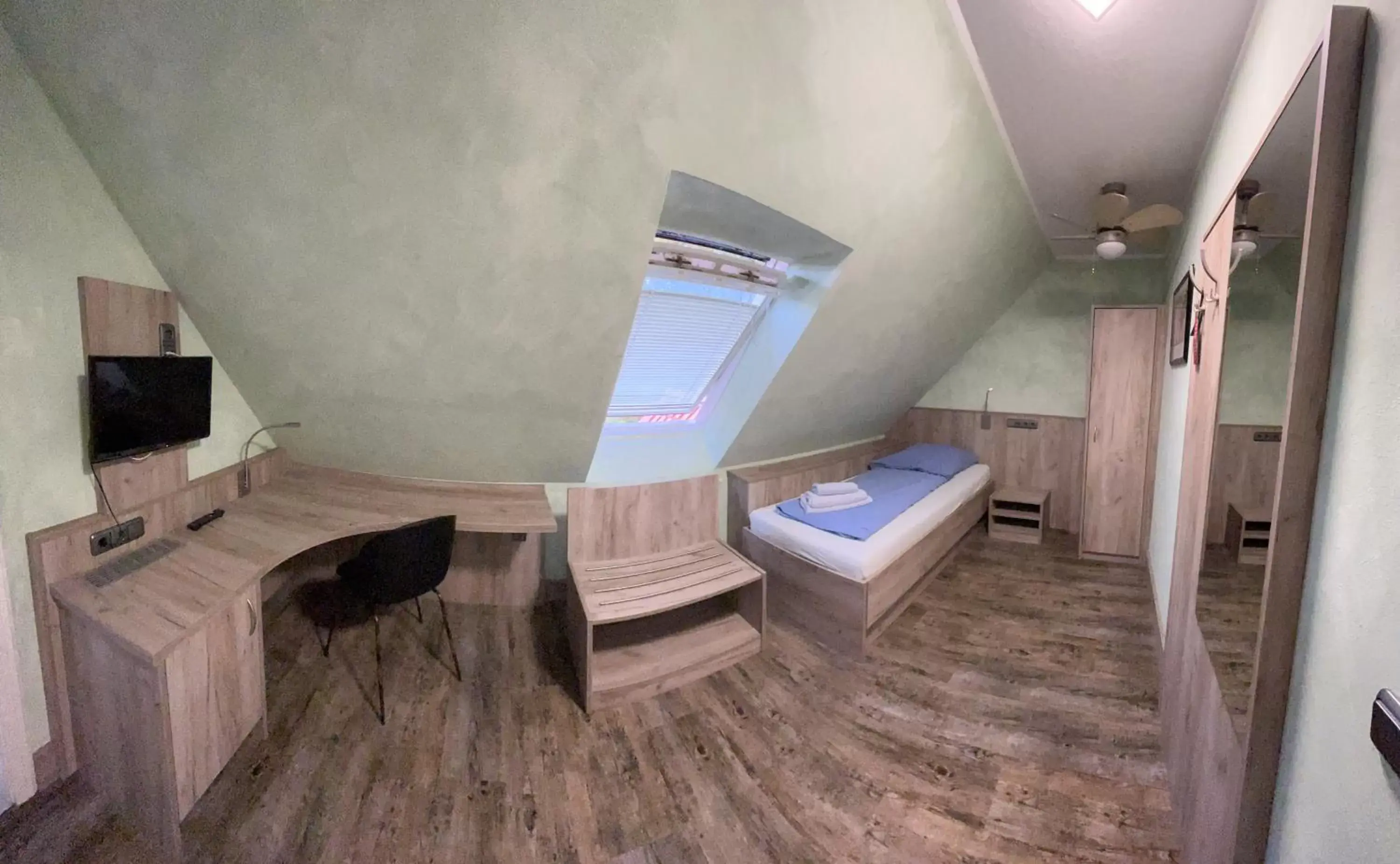 Single Room in Hotel MyLord Single Room in Hotel MyLord
