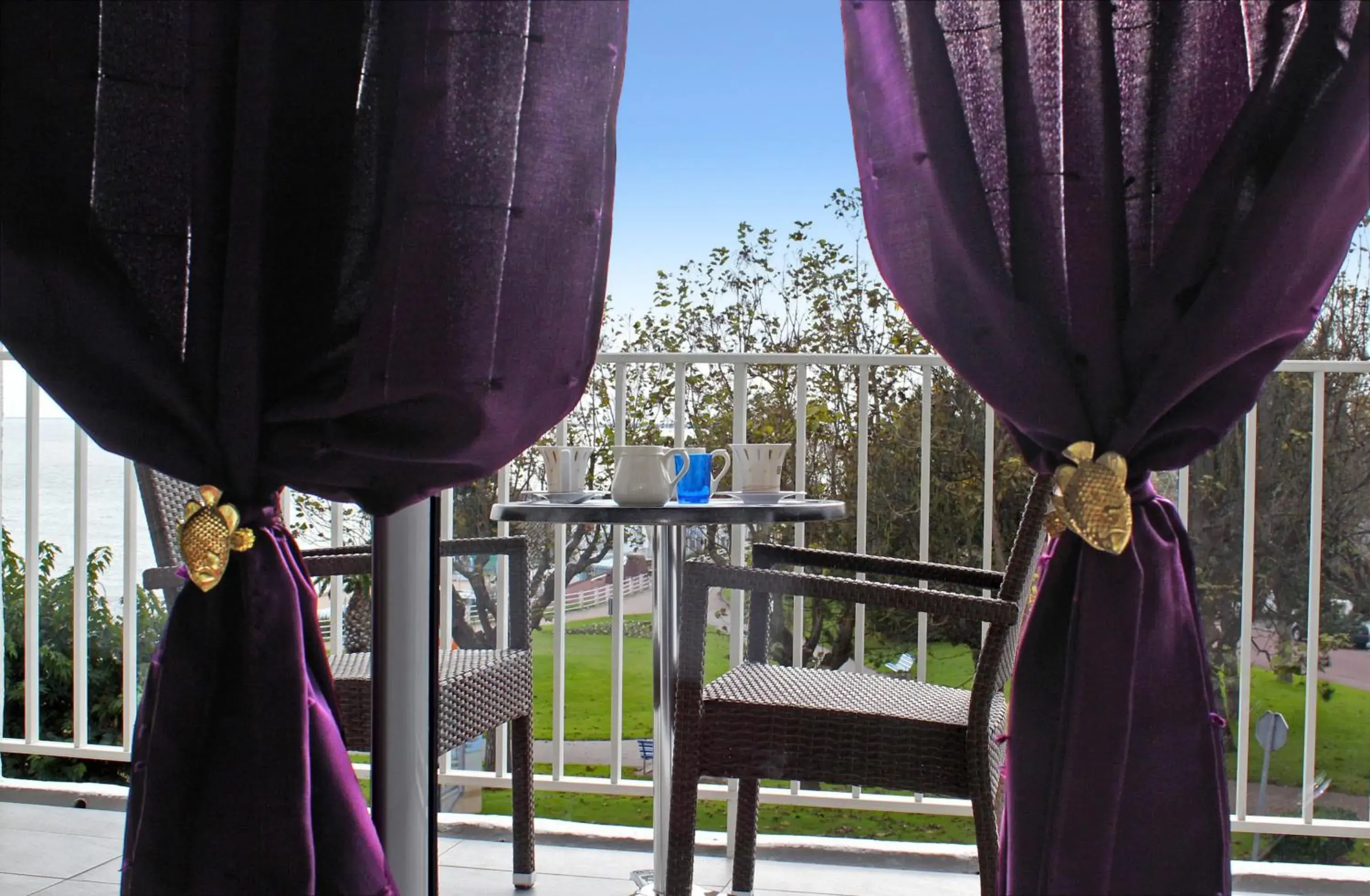 Balcony/Terrace in Logis Les Bleuets