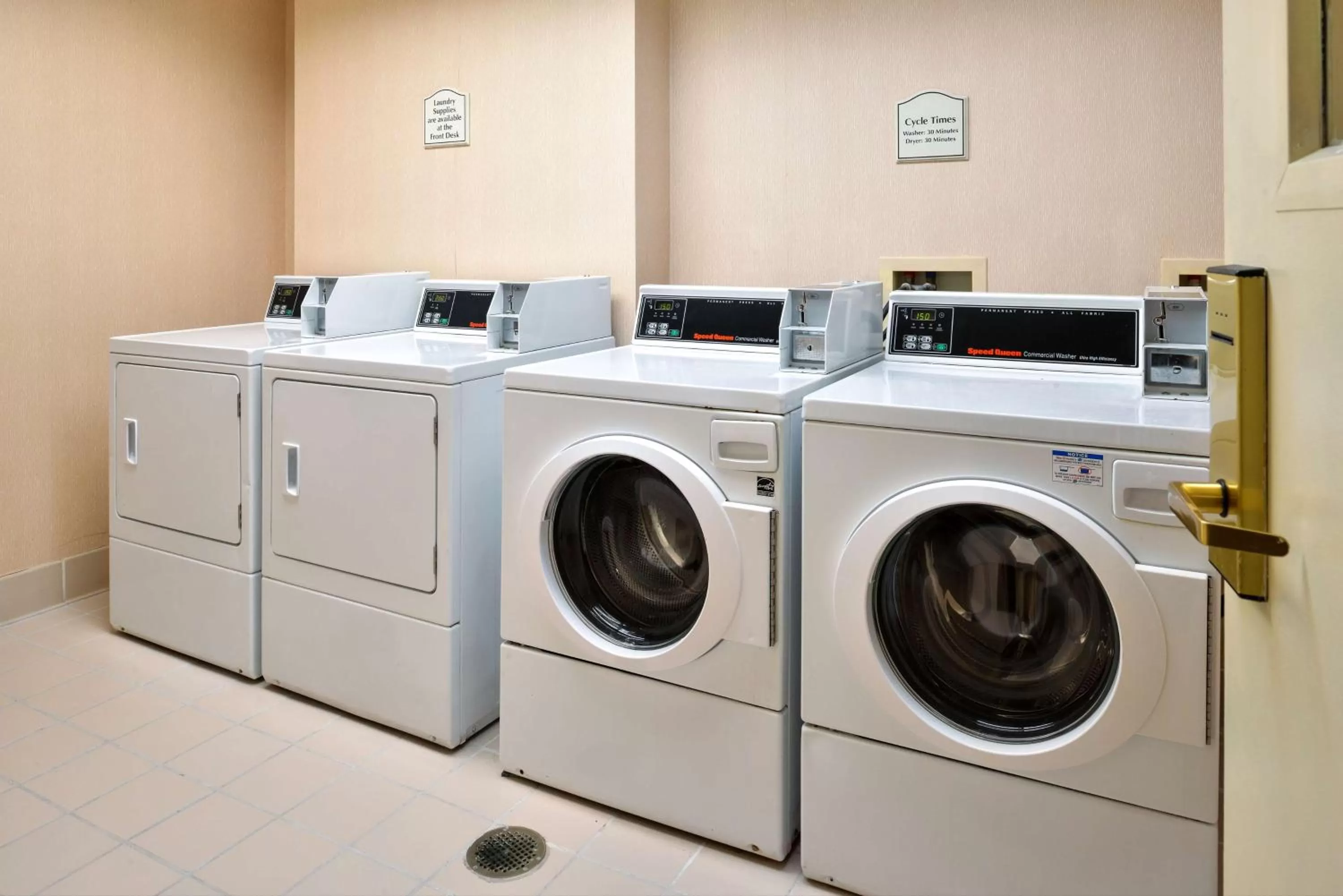 Property building in Hilton Garden Inn Columbia