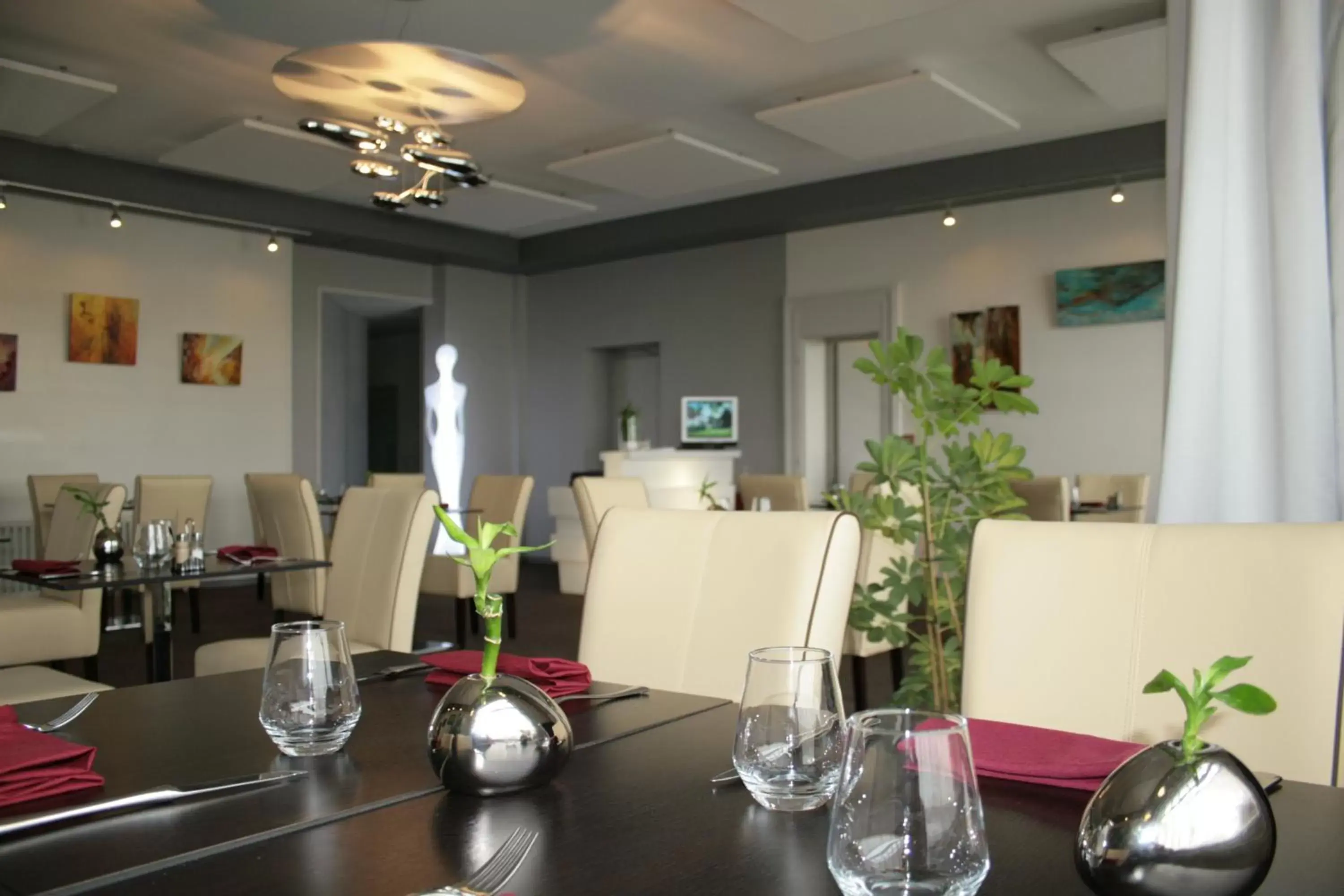 Restaurant/Places to Eat in Hotel Capricorne