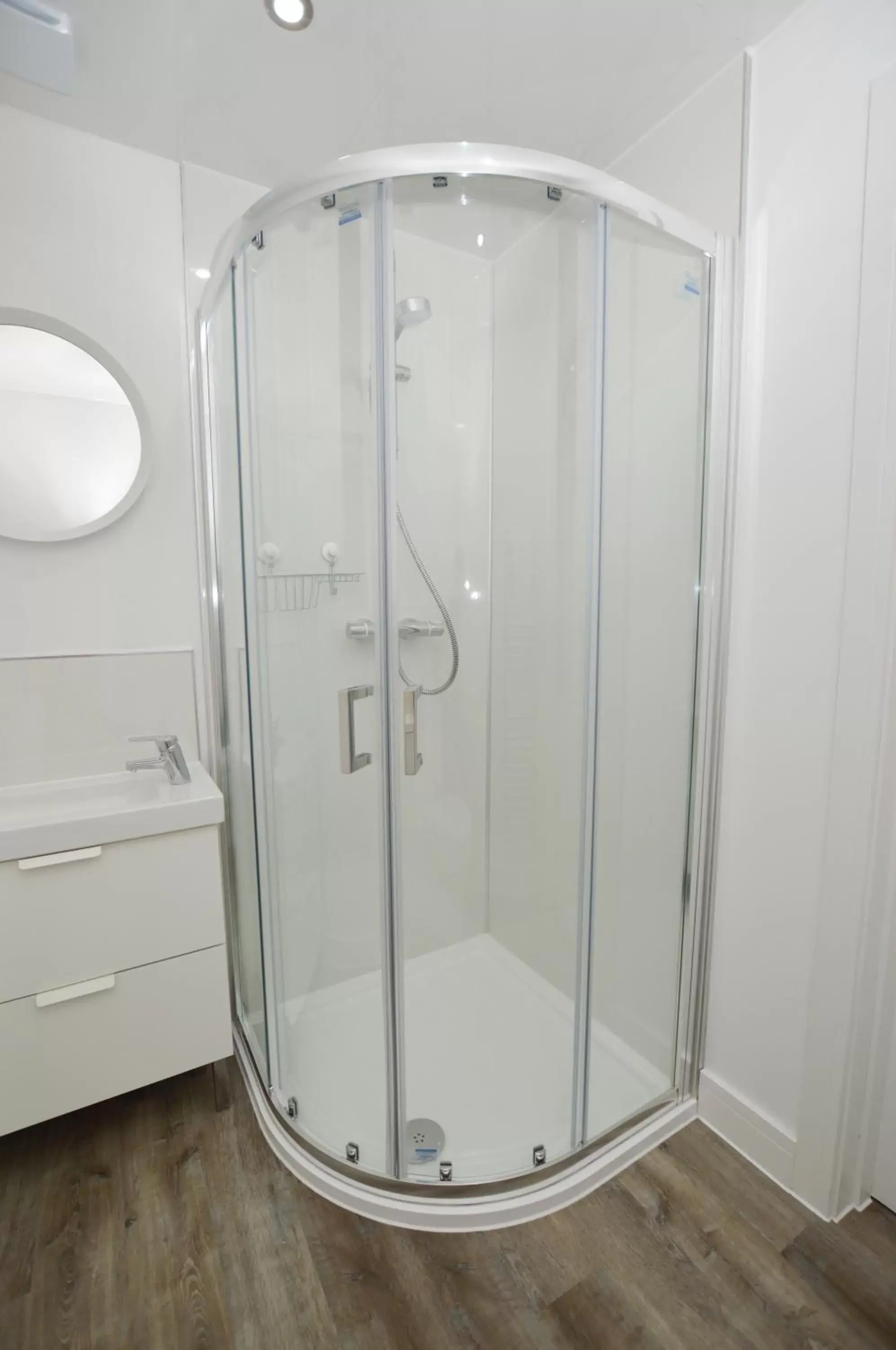 Shower, Bathroom in Fairhaven, Oban Town Centre