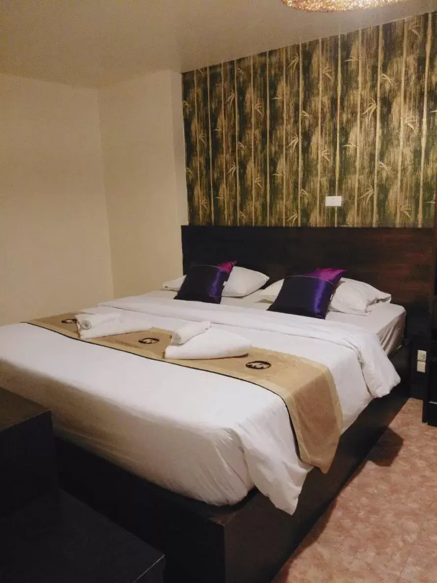 Bed in Noble Place Chiangmai