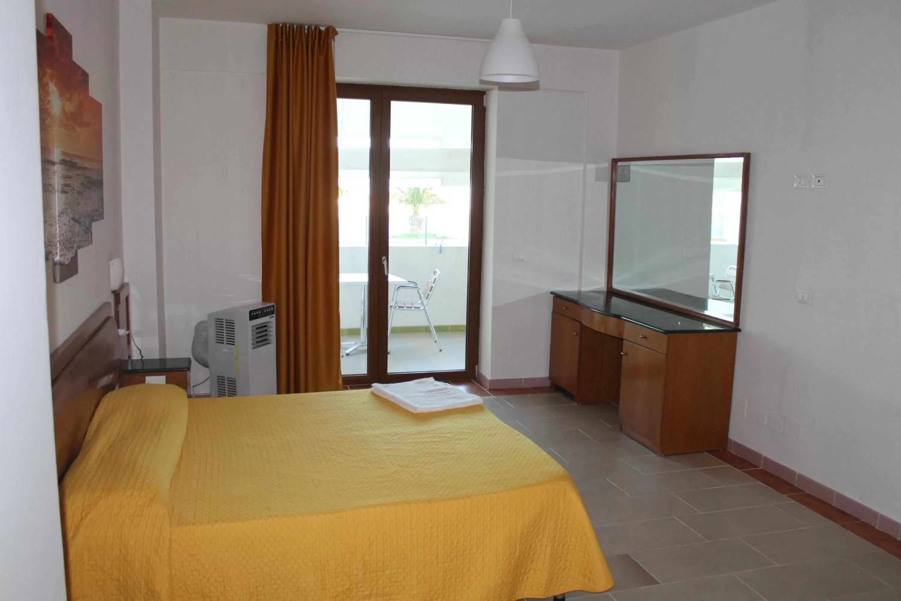 Bed in B&B Palazzo Manfredi Vieste, Fronte mare con Parcheggio