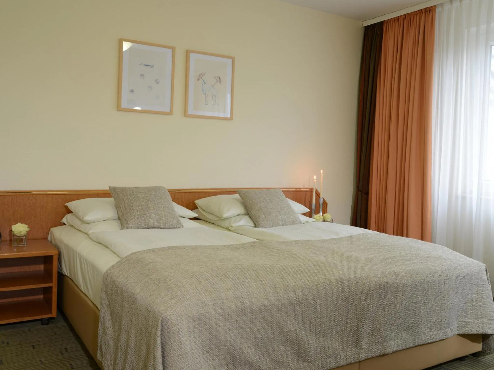 Photo of the whole room, Bed in Hotel Residenz Oberhausen