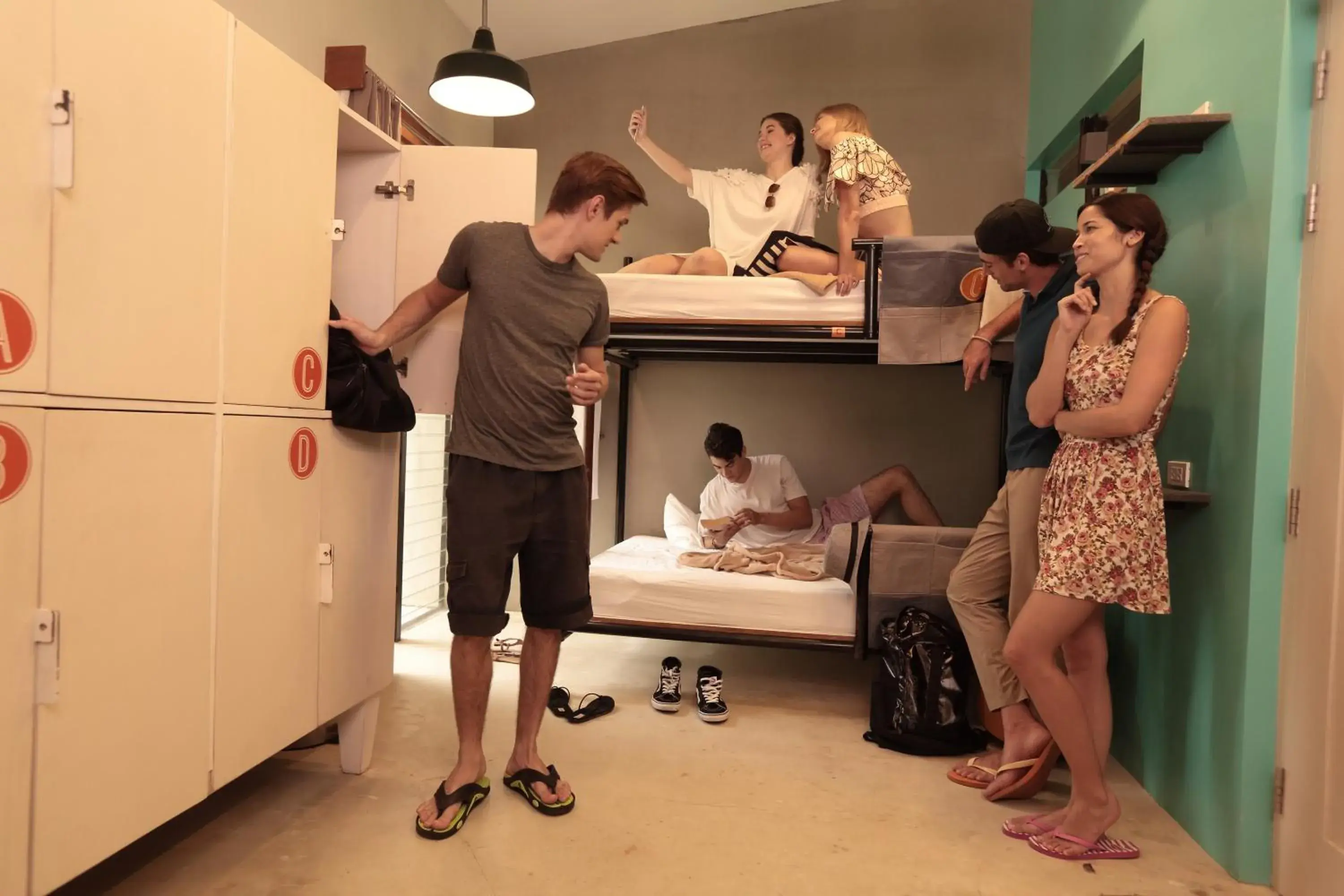 bunk bed in Spin Designer Hostel - El Nido