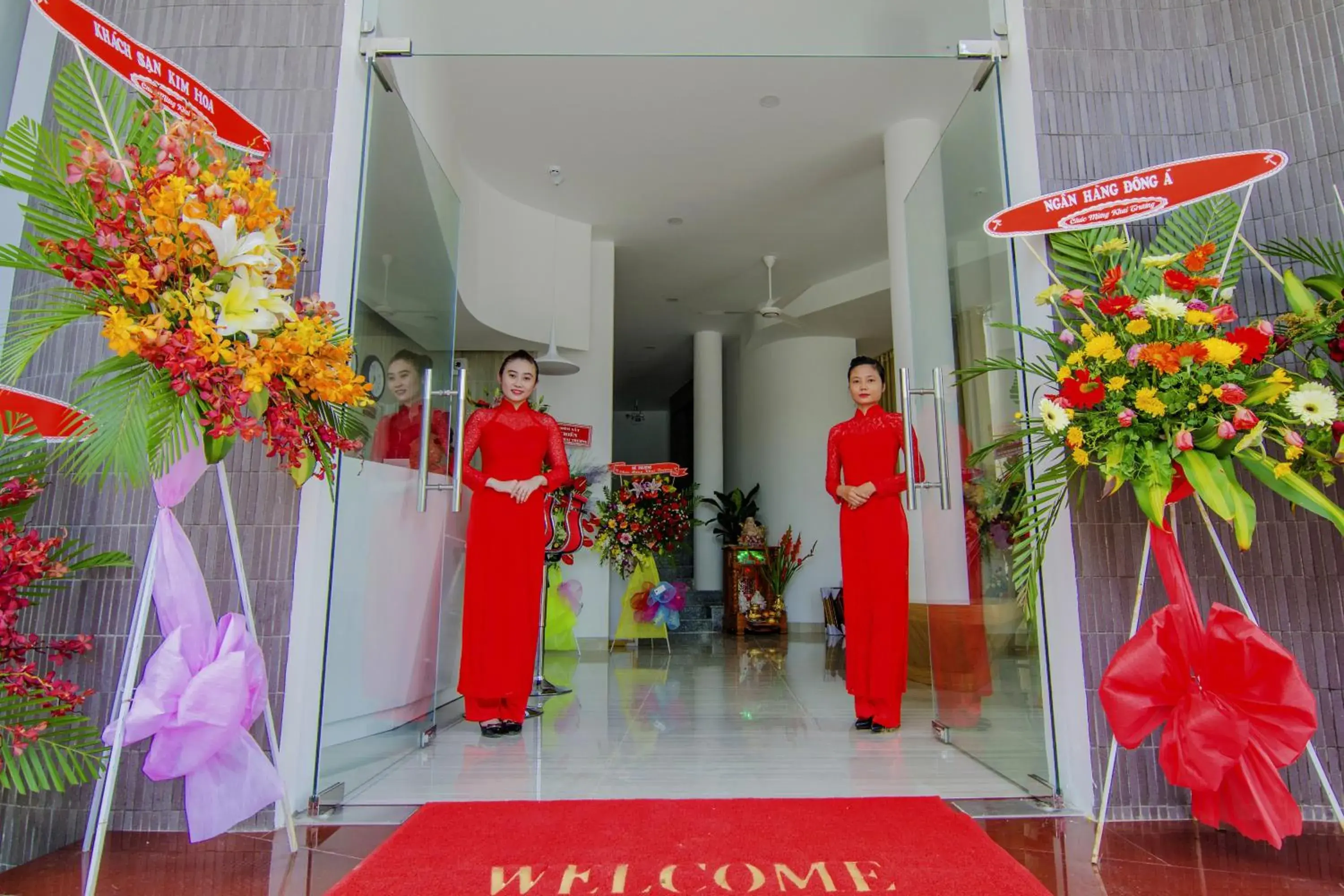 Staff, Banquet Facilities in Sailing Hotel Phú Quốc Island