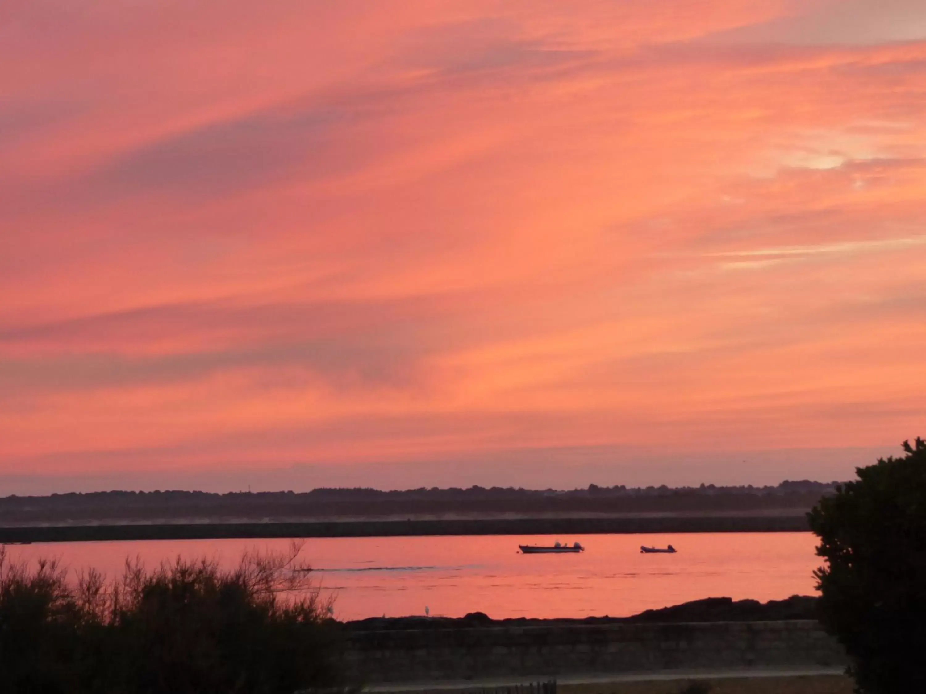 Sunrise, Natural Landscape in Hotel Castel Moor