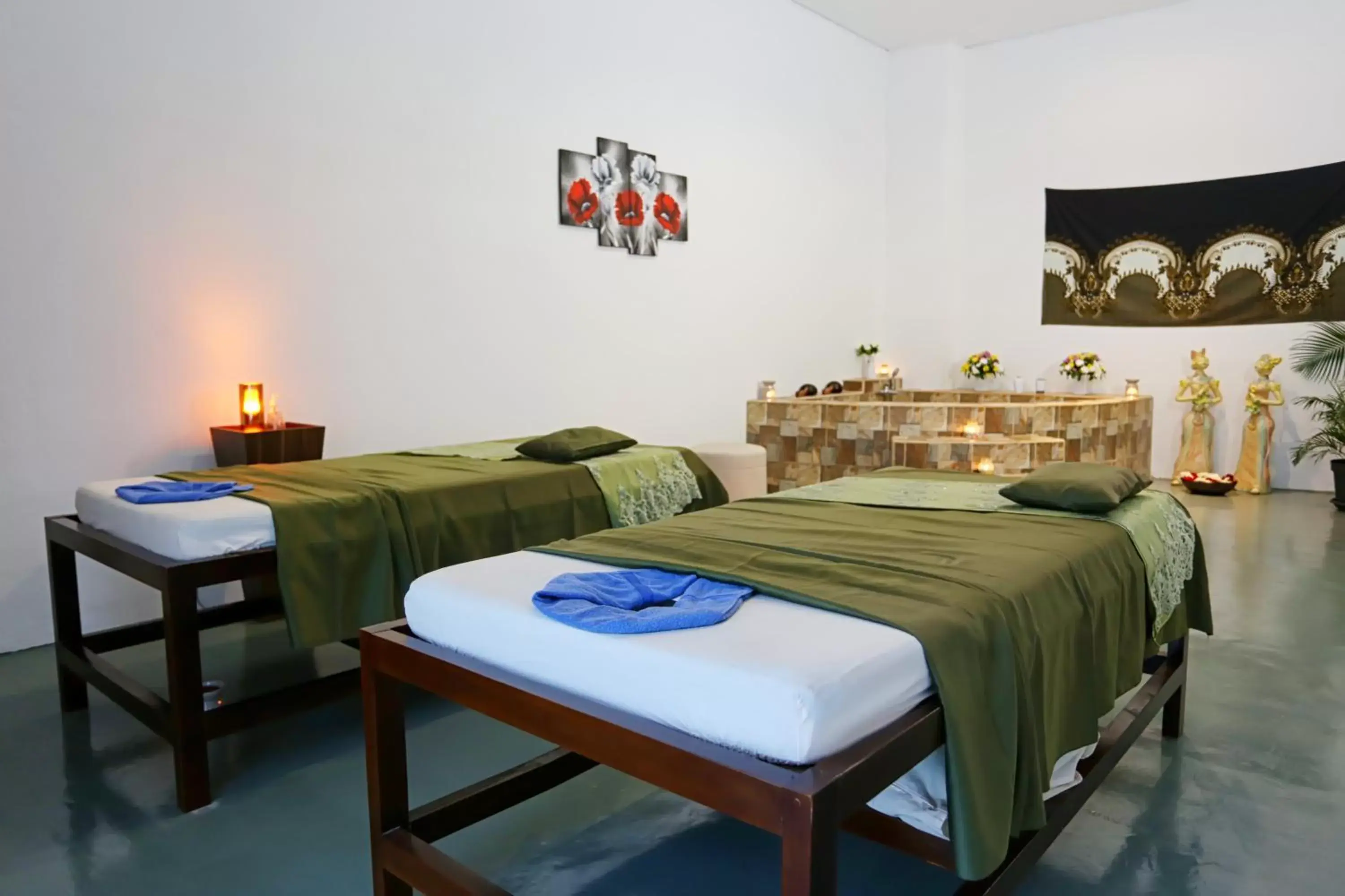 Massage, Bed in Grand Sunshine Resort & Convention