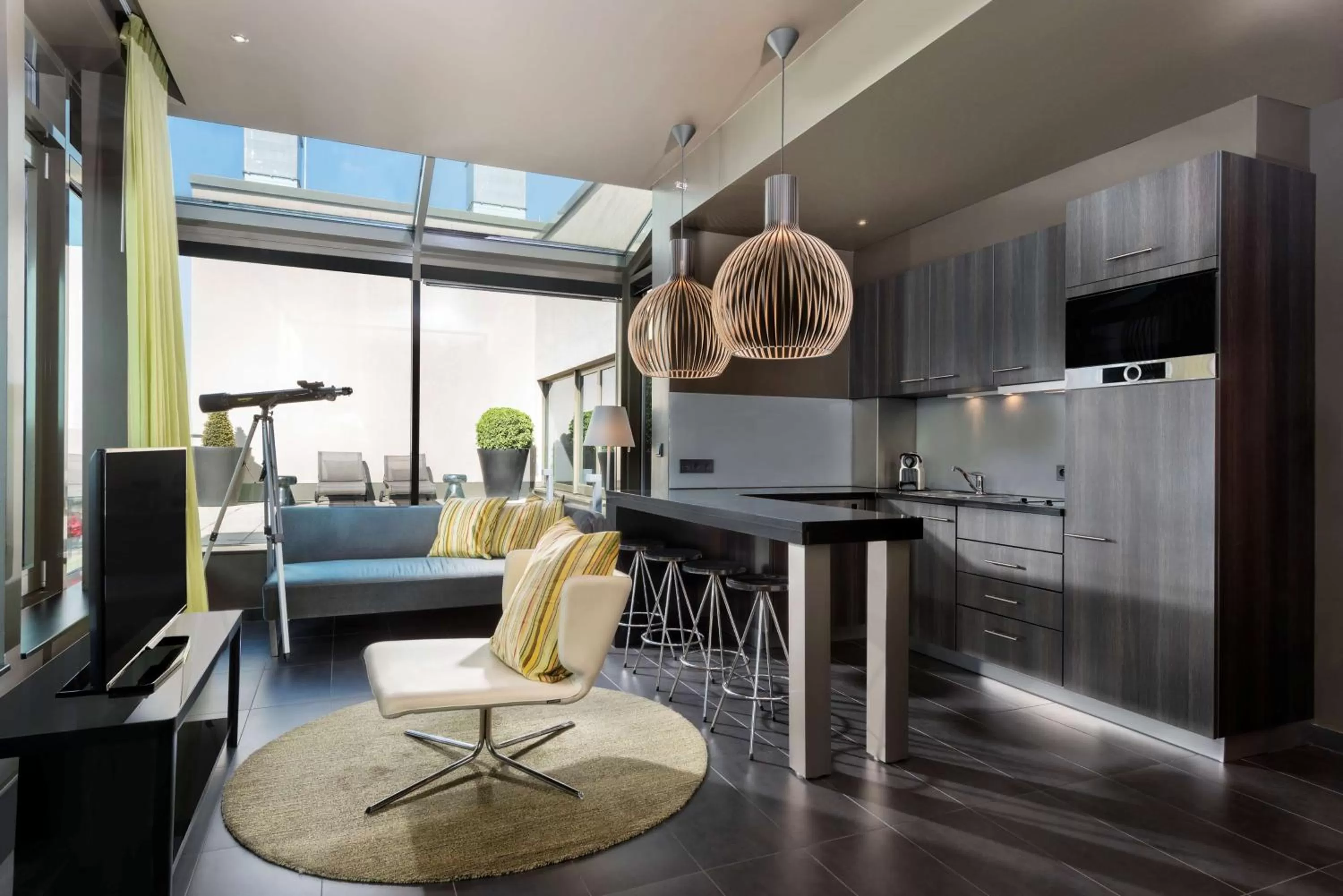 Bedroom in Adina Apartment Hotel Frankfurt Neue Oper