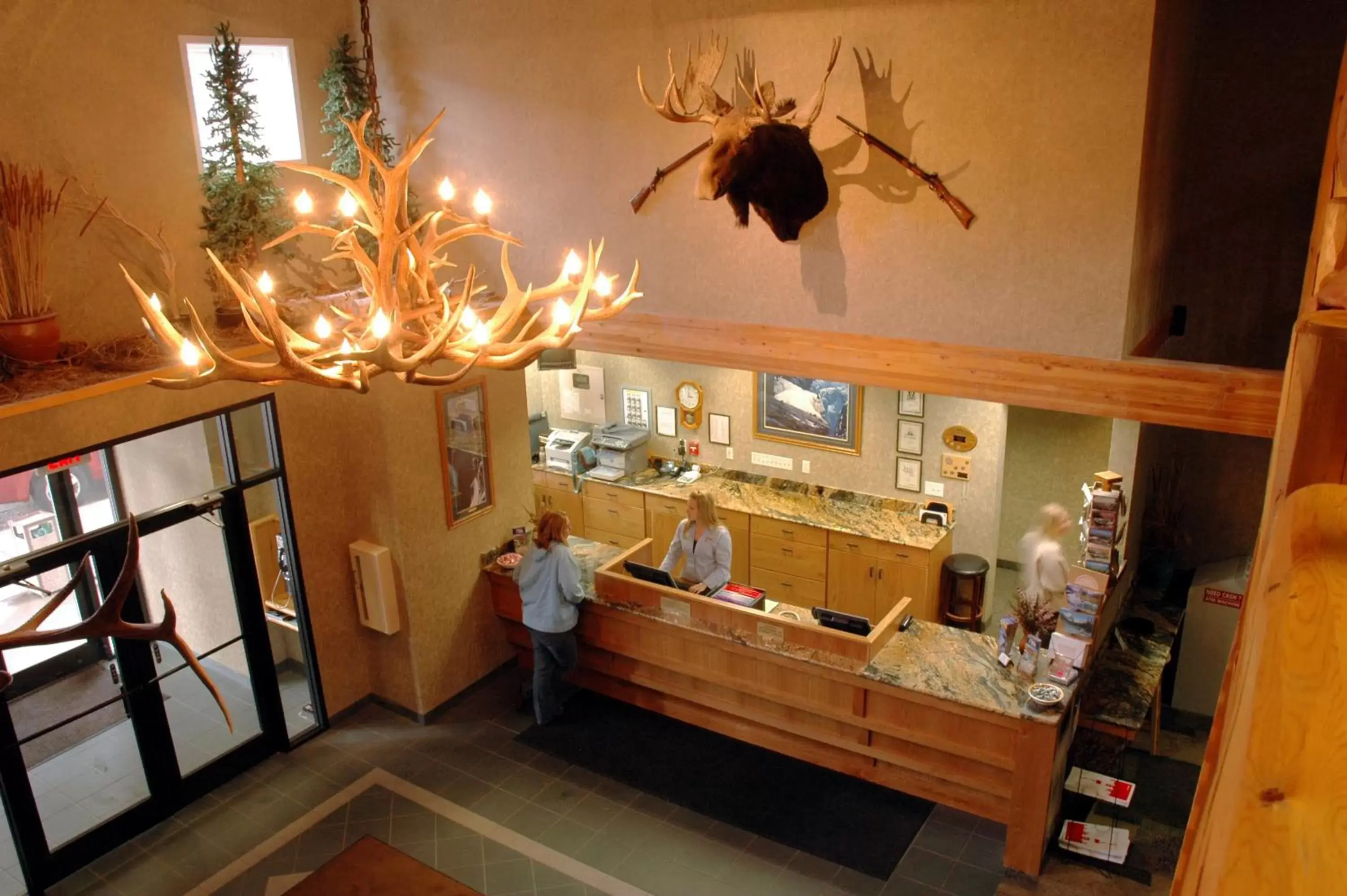 Lobby or reception in C'mon INN Missoula