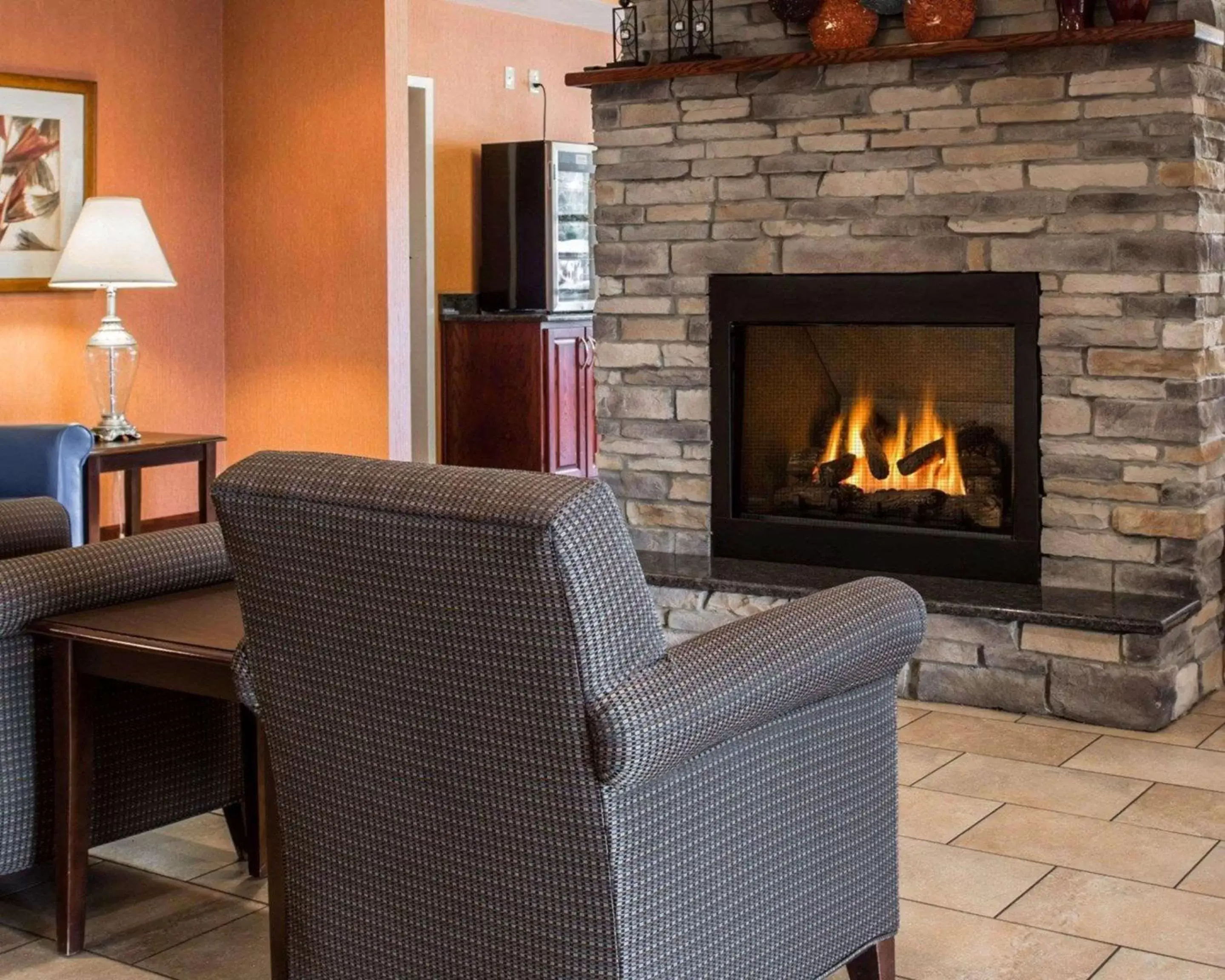 Lobby or reception, Seating Area in Comfort Inn & Suites