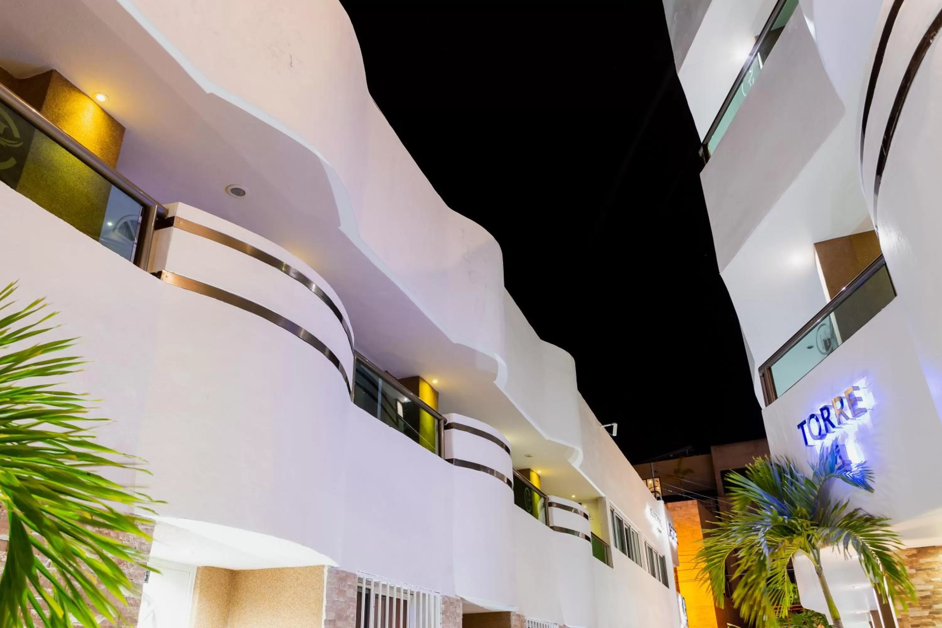 Hotel & Suites Country Valladolid