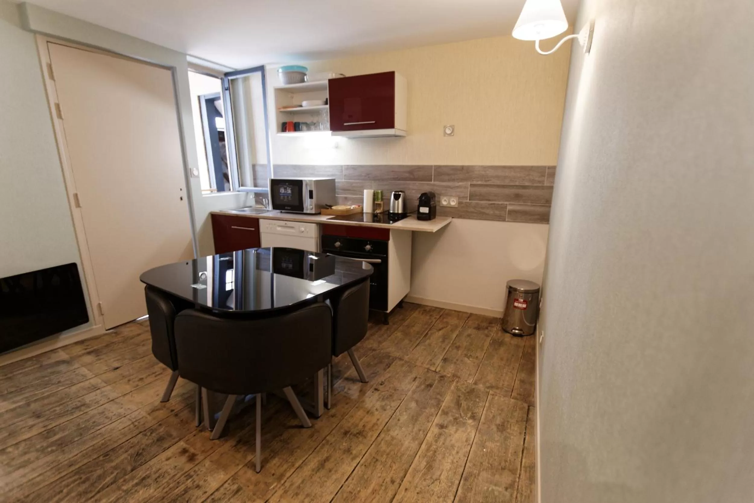 Coffee/tea facilities in Appart'Hôtel Sainte Trinité