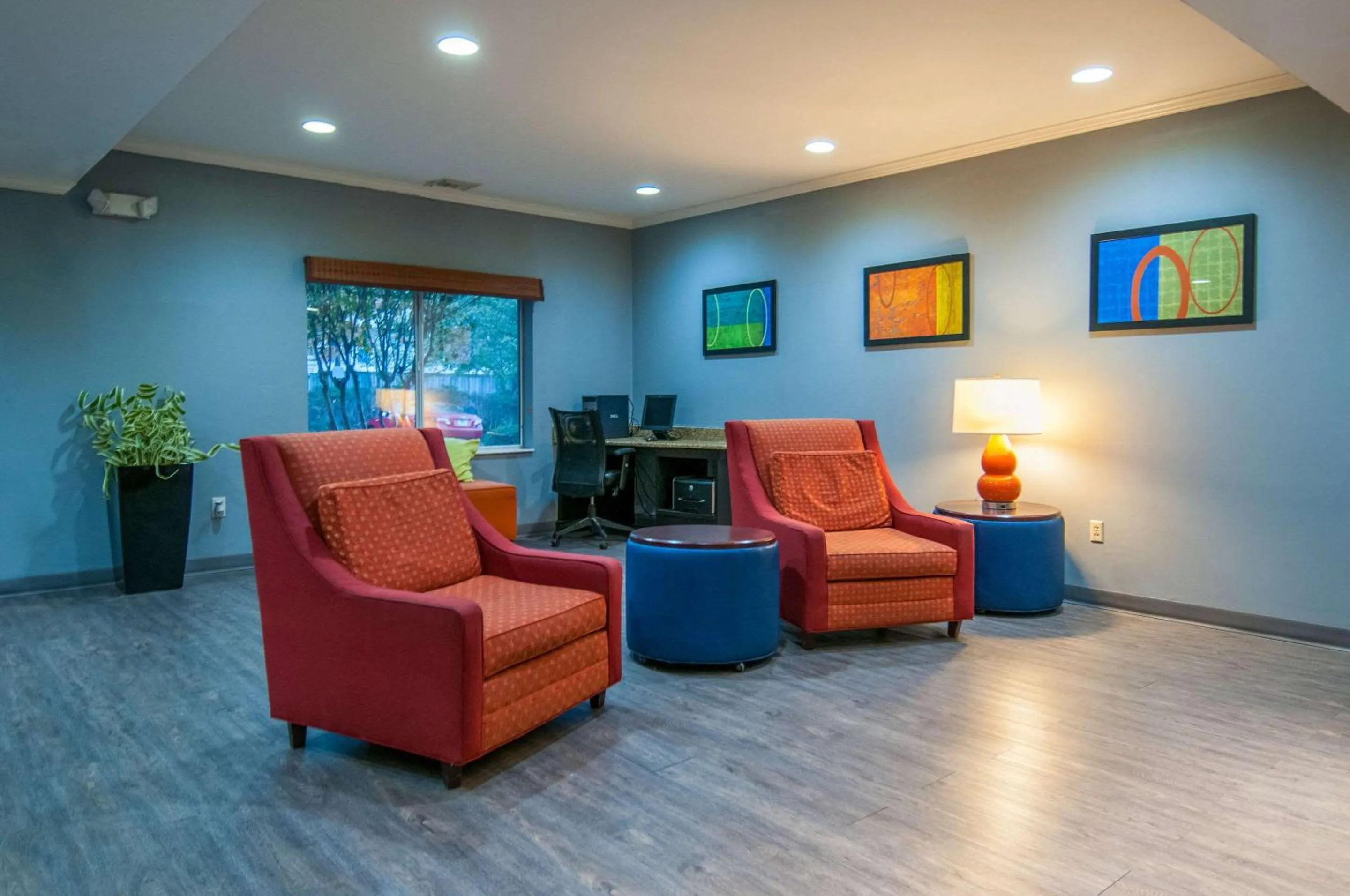 Lobby or reception in Quality Inn & Suites