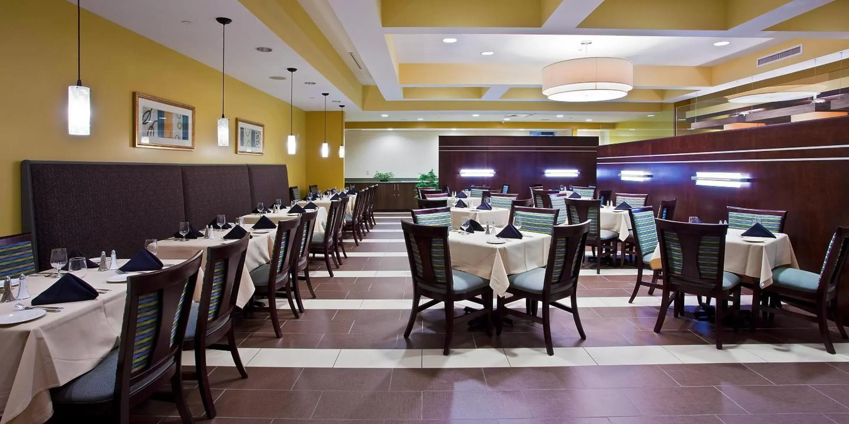 Restaurant/Places to Eat in Holiday Inn Titusville/Kennedy Space Center, an IHG Hotel