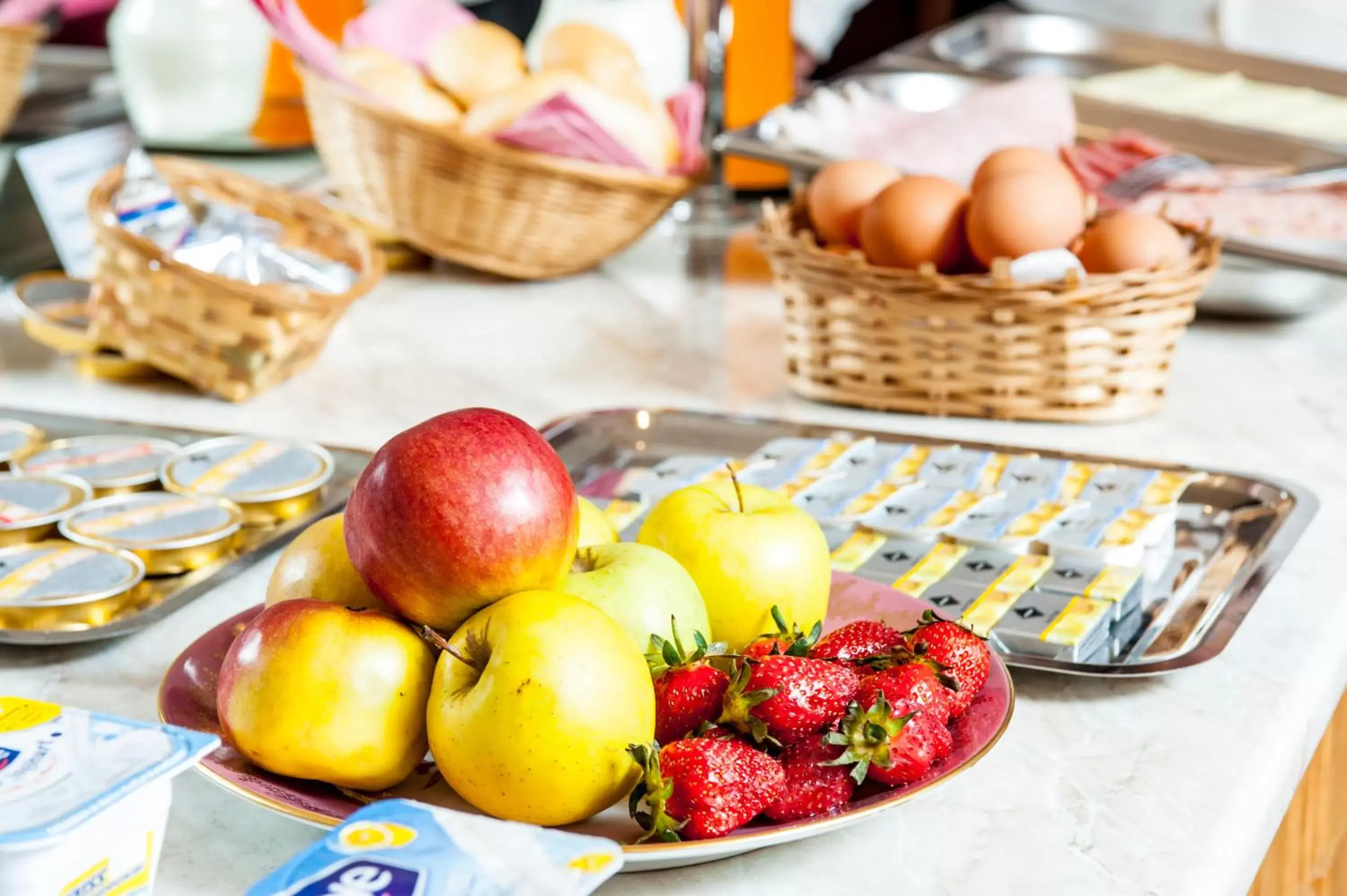 Breakfast, Food in Beatrix Hotel