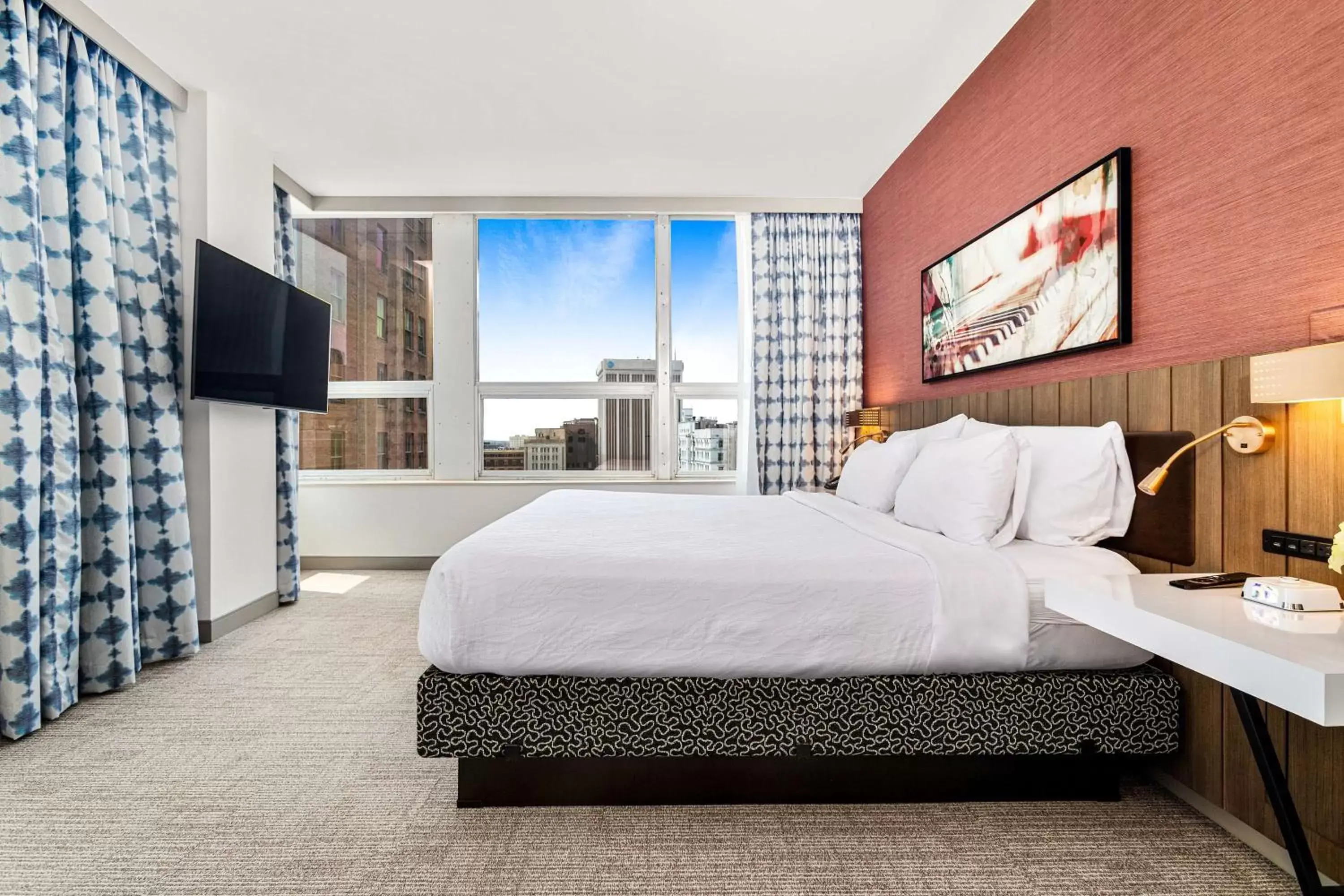 Bedroom, Bed in Hilton Garden Inn New Orleans French Quarter/CBD