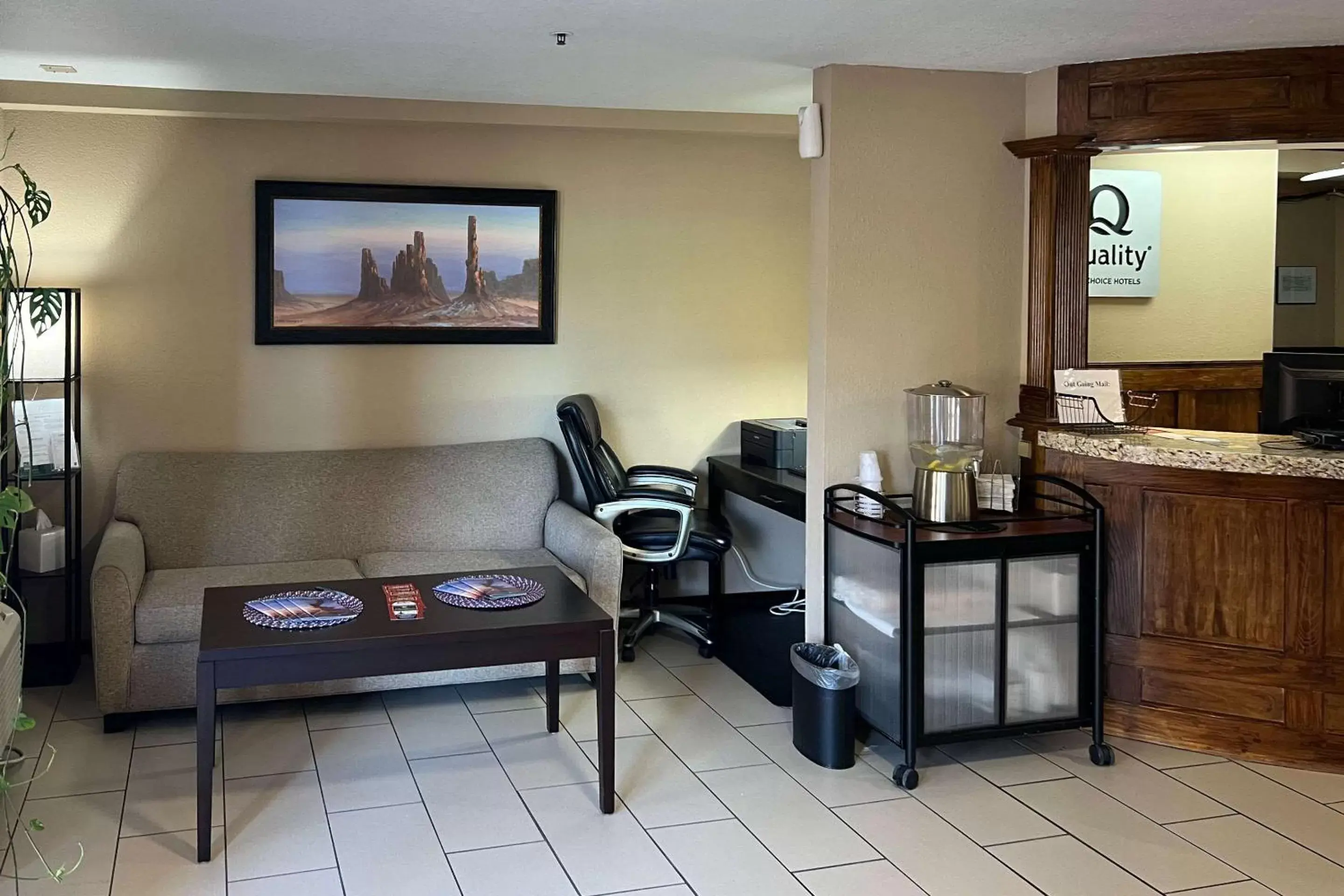 Lobby or reception, Seating Area in Quality Inn & Suites Farmington