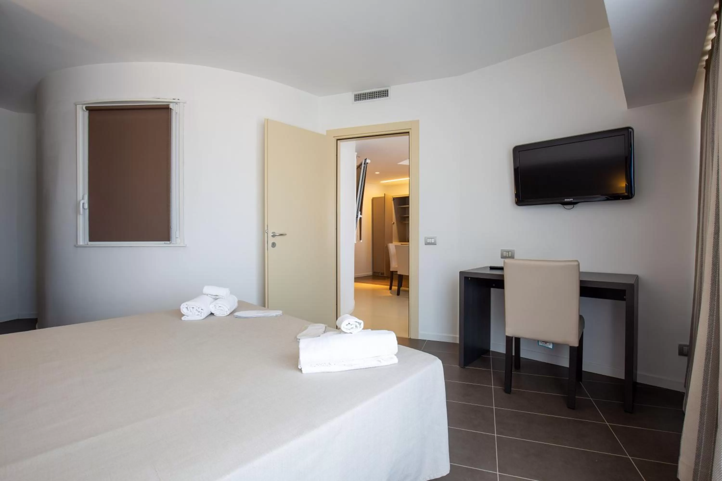 Bedroom, Bed in Hotel Poseidon