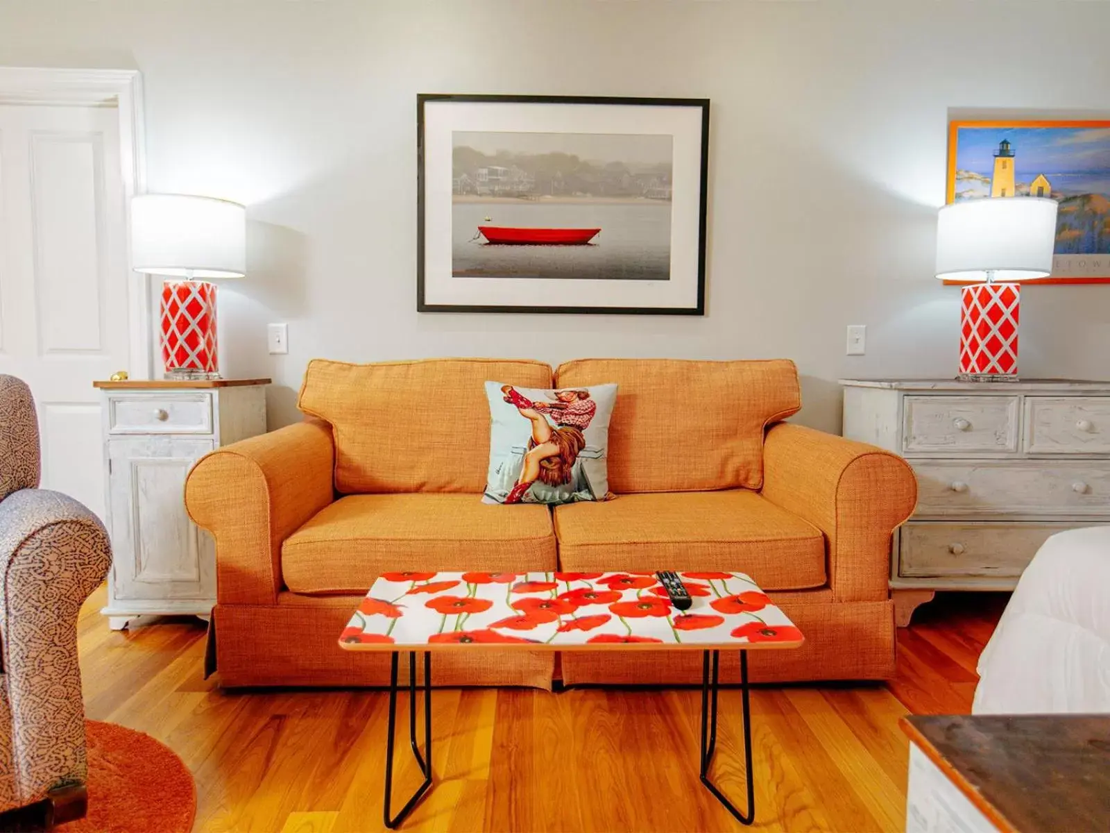 Living room, Seating Area in The Provincetown Hotel at Gabriel's