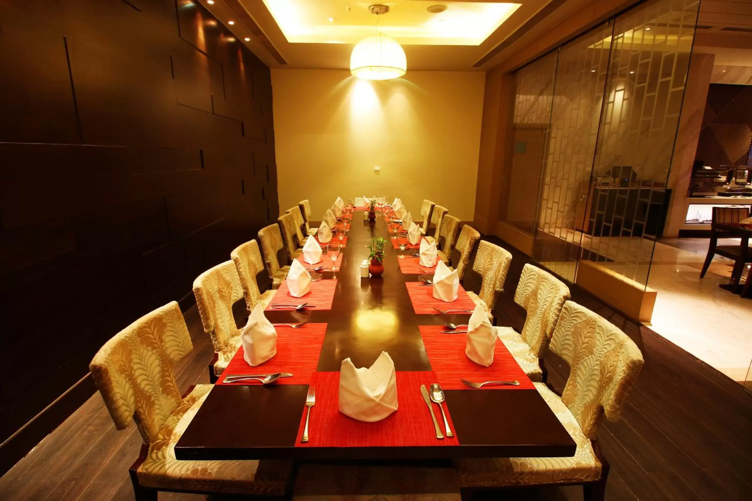 Banquet/Function facilities, Restaurant/Places to Eat in Sayaji Raipur
