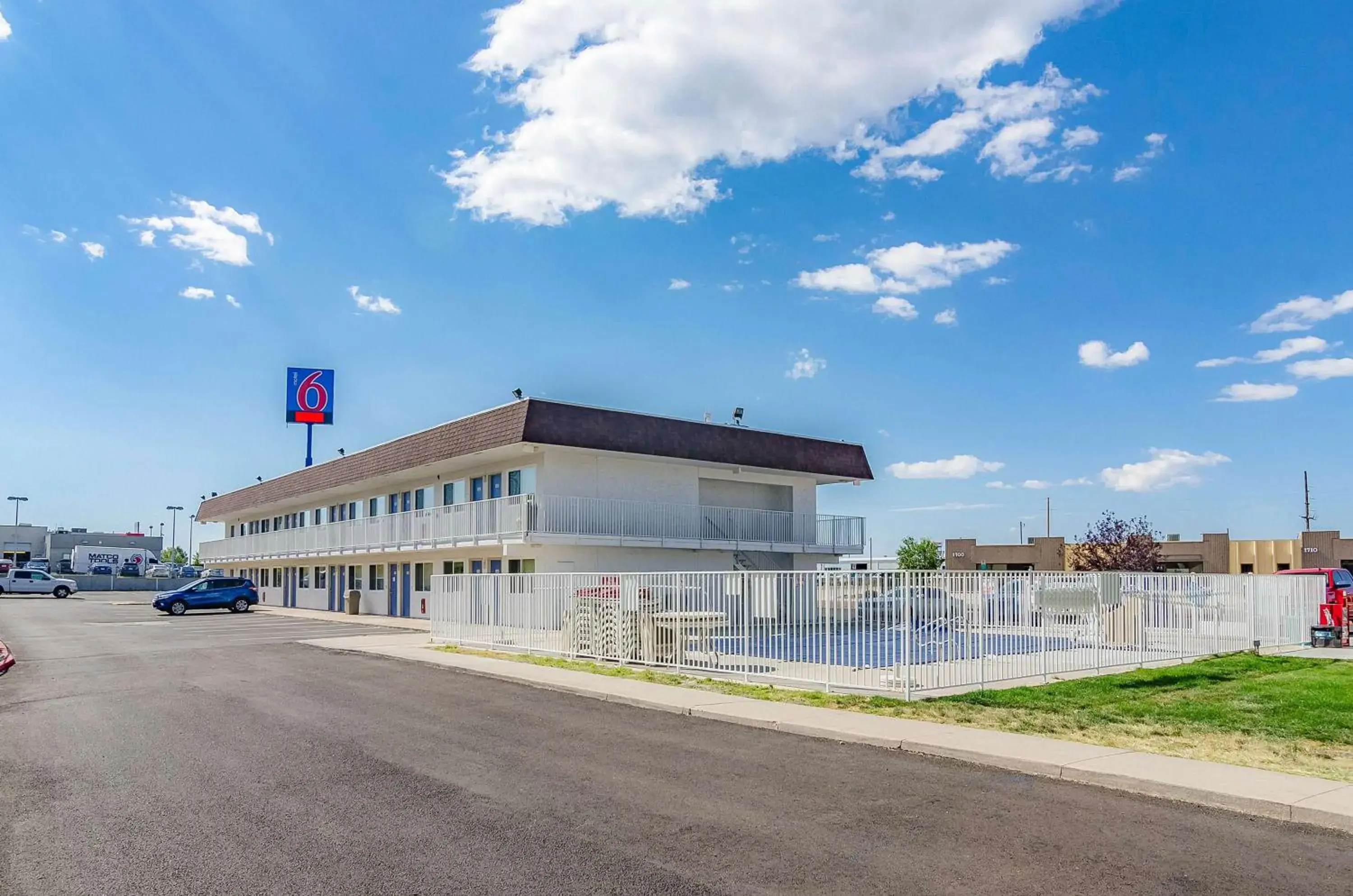 Property Building in Motel 6 Cheyenne