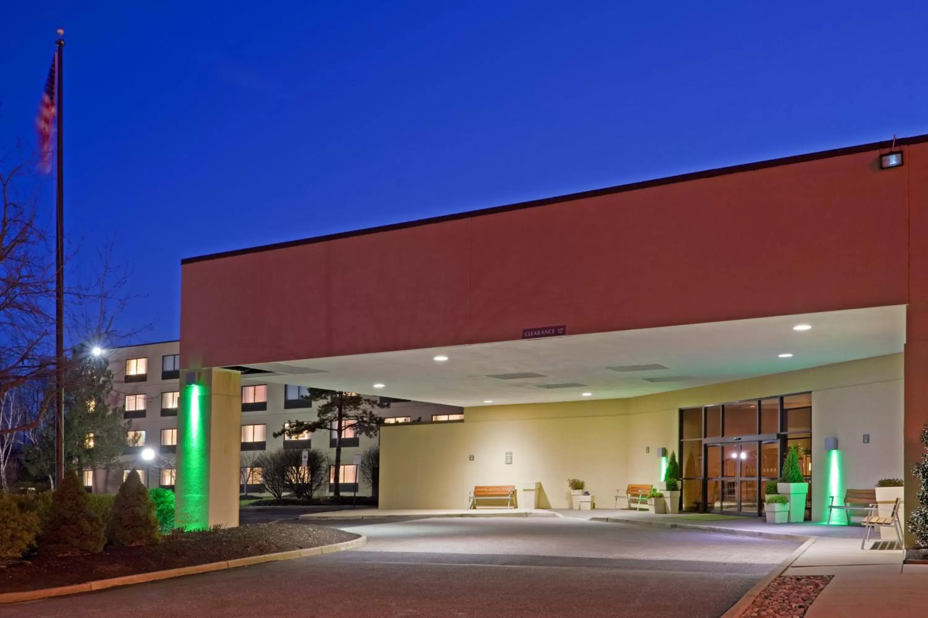 Property building in Holiday Inn Philadelphia South-Swedesboro, an IHG Hotel