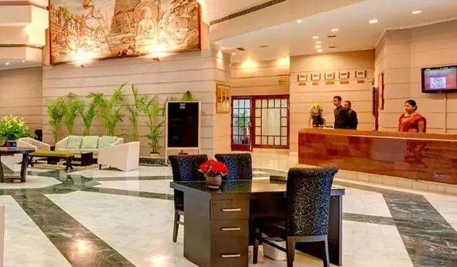 Lobby or reception in Hotel Hindusthan International, Varanasi