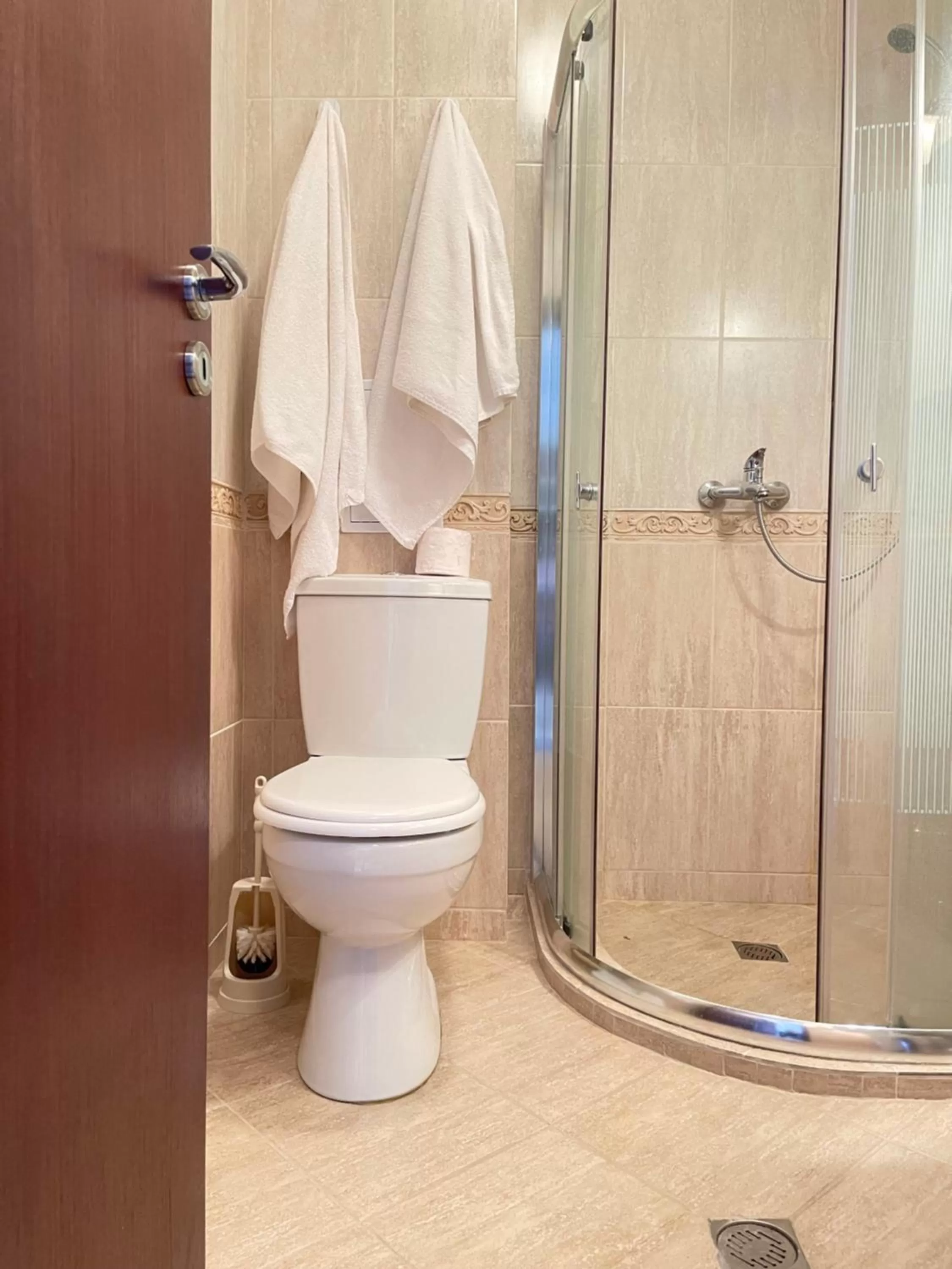 Shower in Ravda Family Resort. Park&Sea