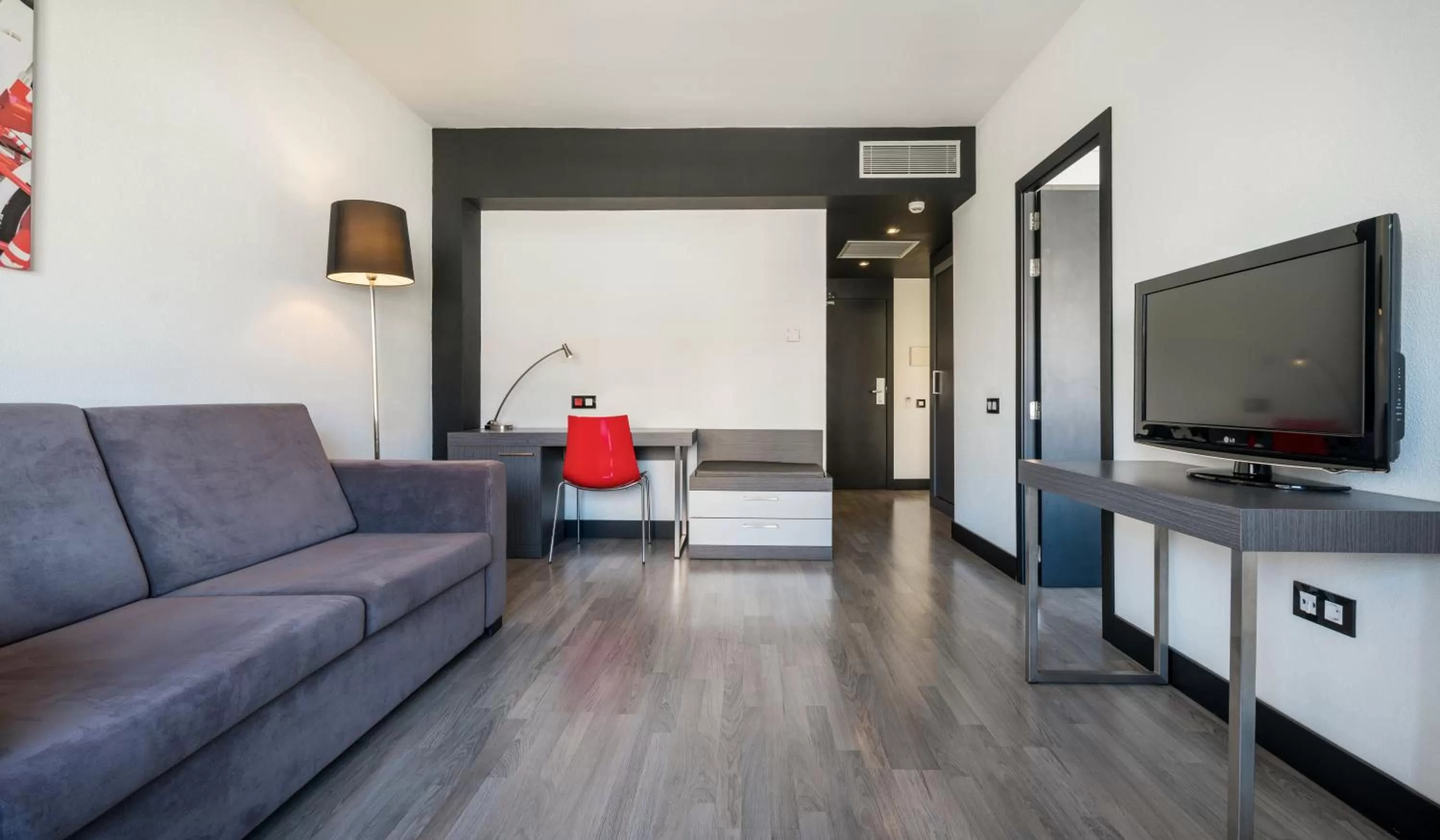 Seating area in Ilunion Romareda