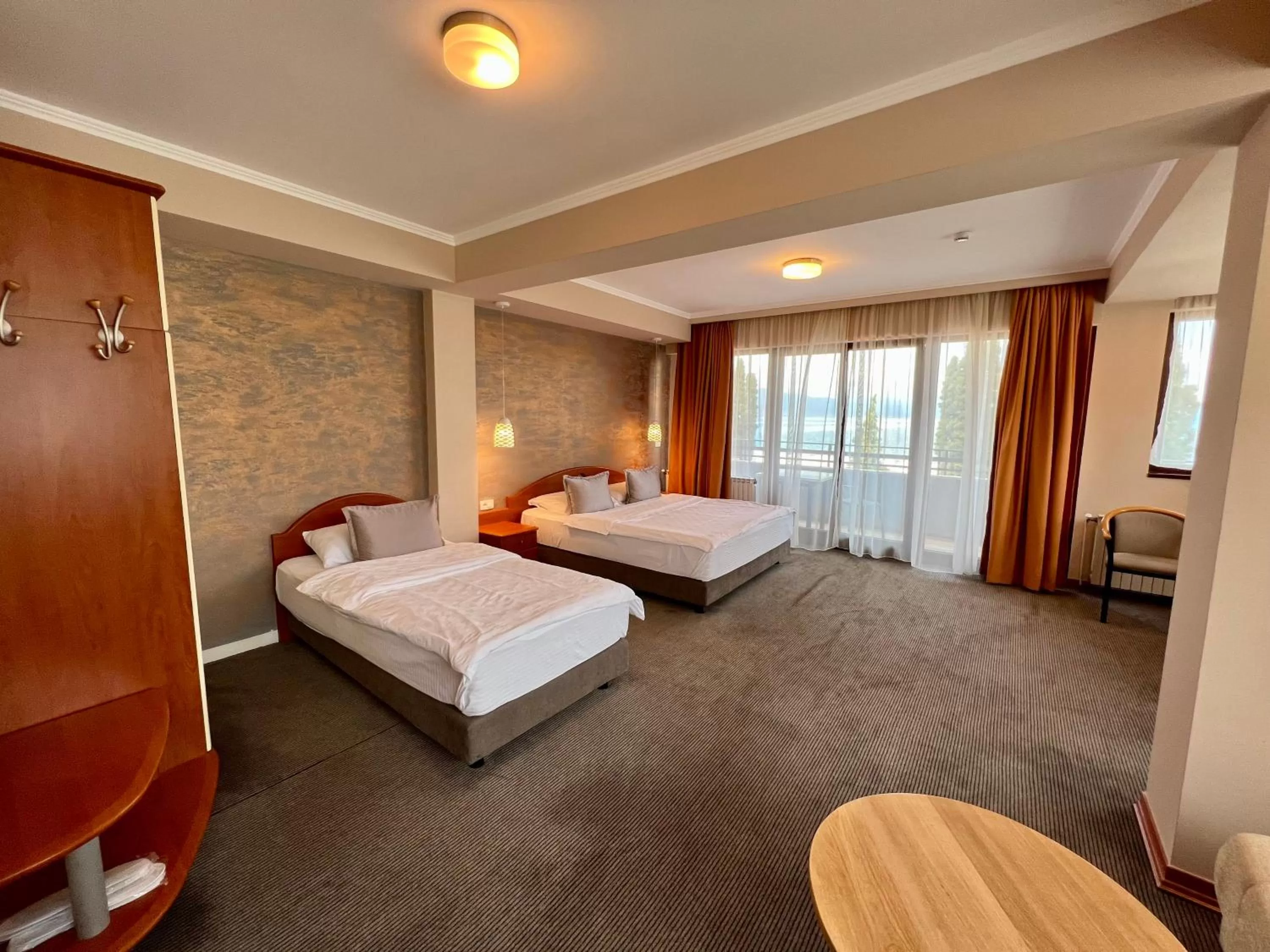 Bed in Hotel Millennium