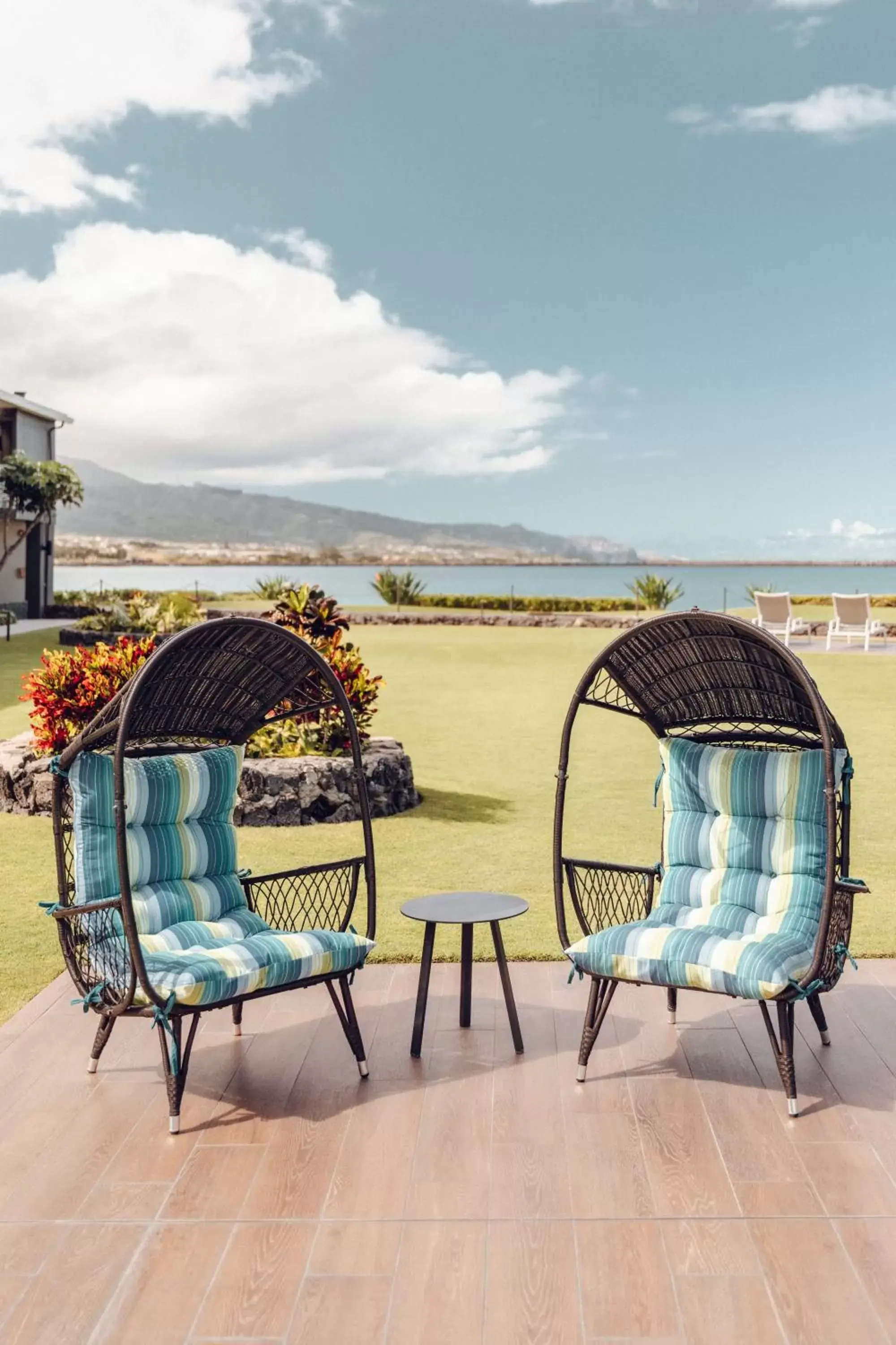 Patio in Maui Seaside Hotel