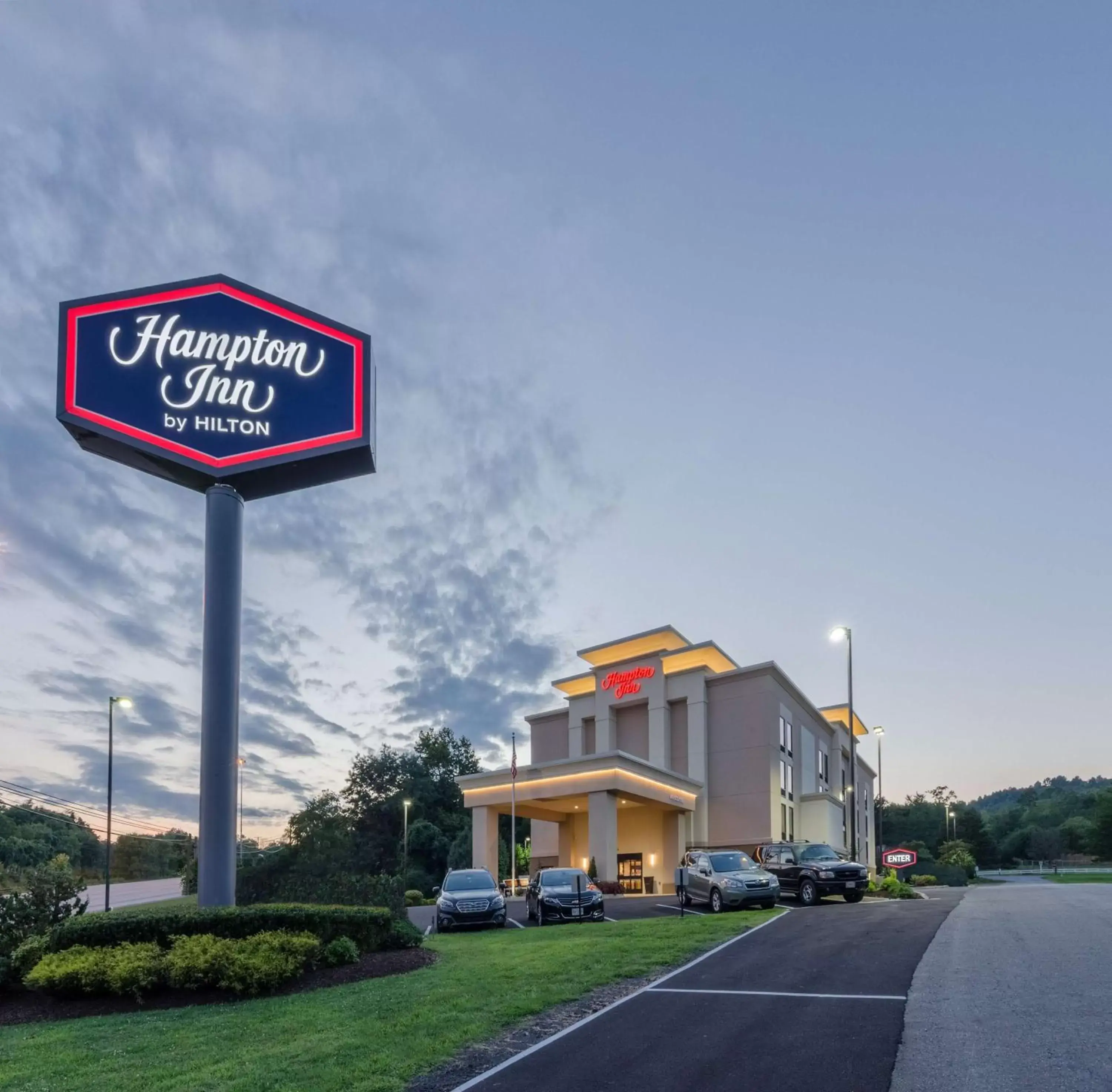 Property Building in Hampton Inn By Hilton Covington VA