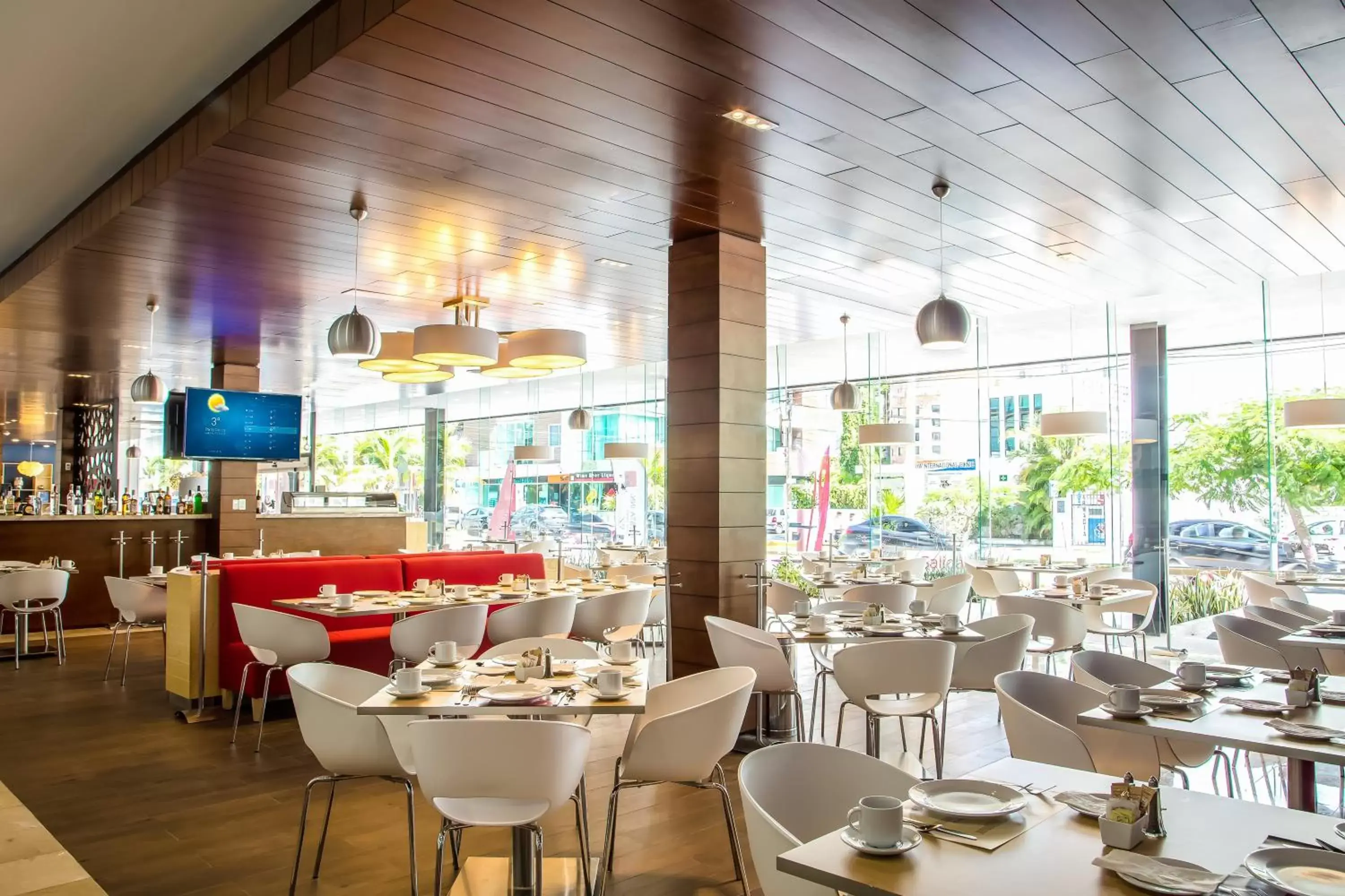 Restaurant/Places to Eat in Fiesta Inn Playa del Carmen