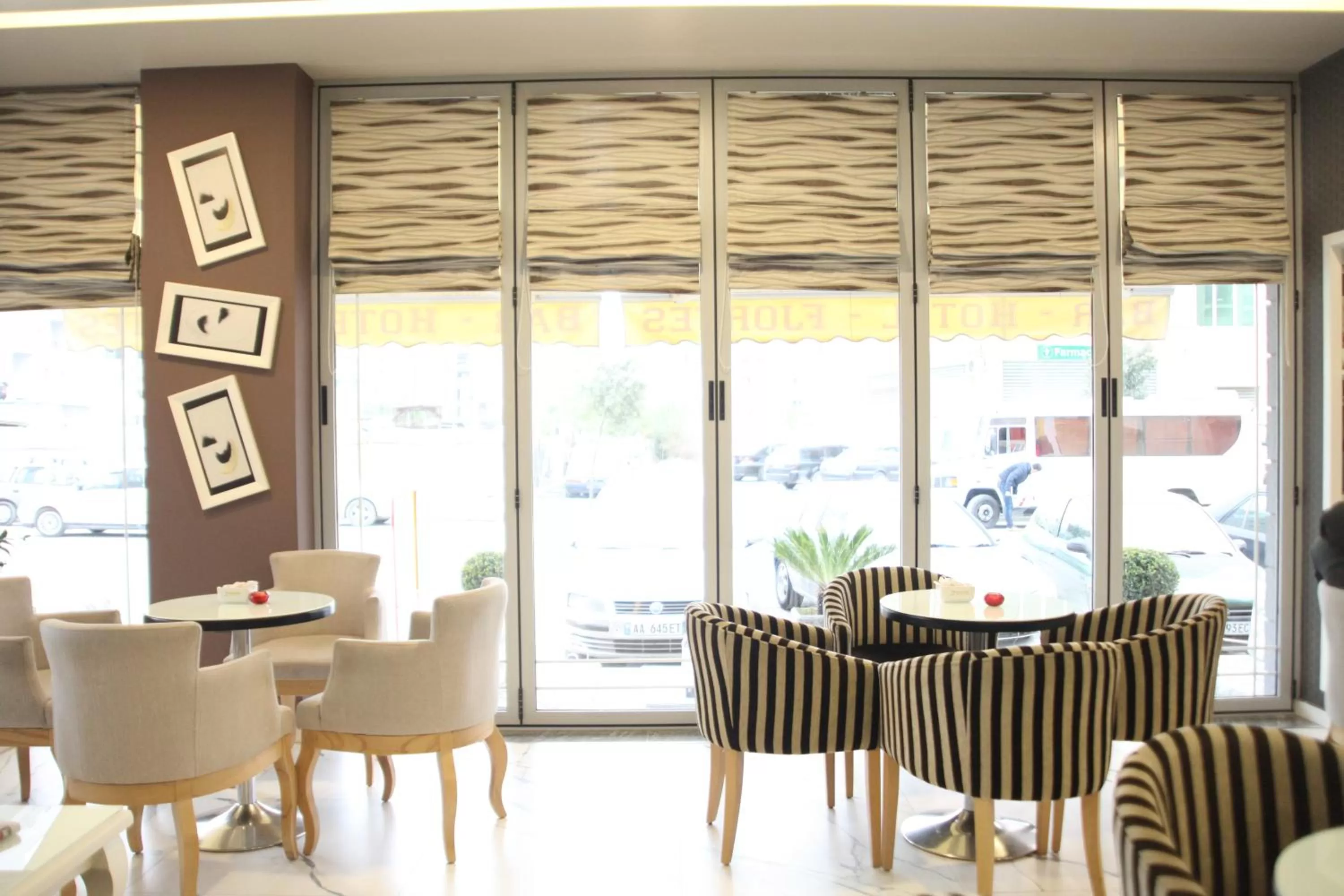 Lobby or reception in Fjortes Hotel