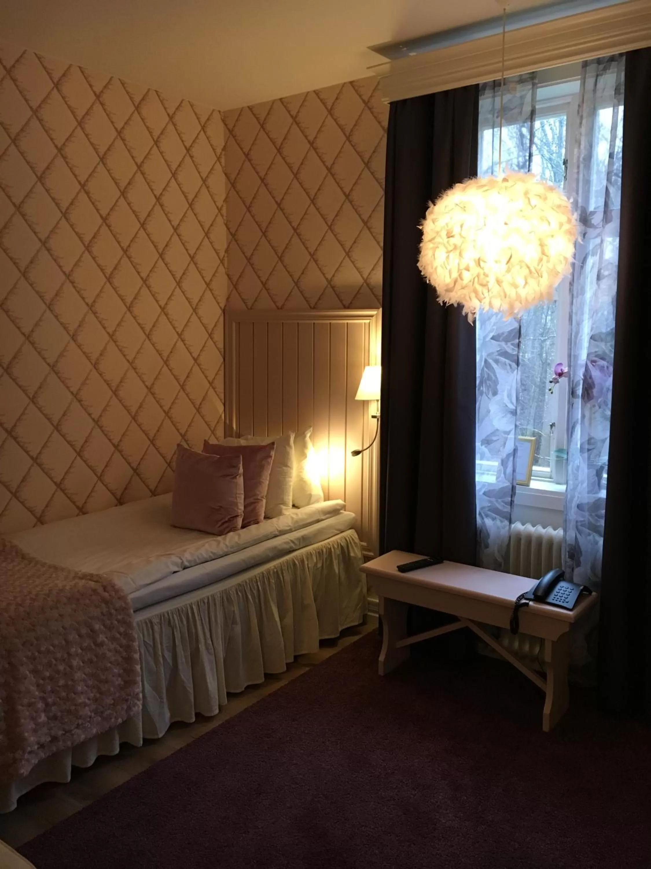 Photo of the whole room, Bed in Karstorp Säteri – Hotell och Konferens