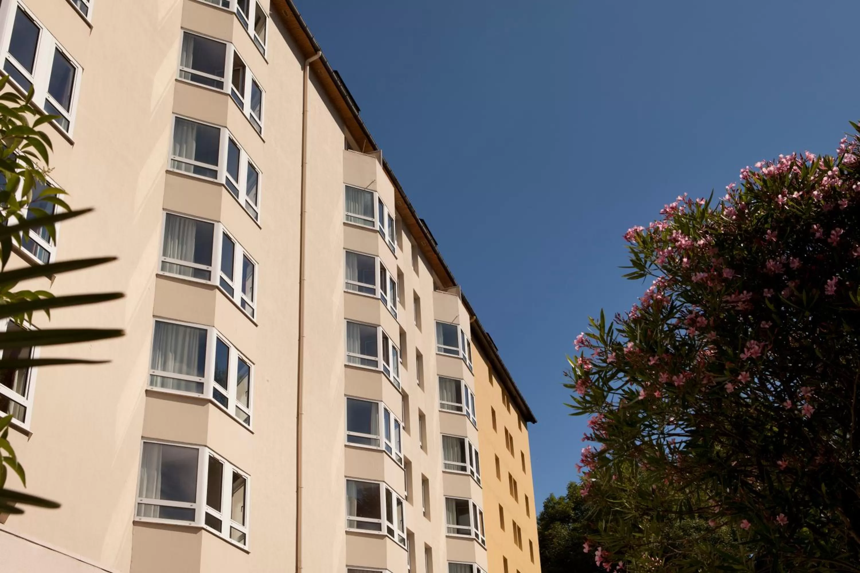 Property building in Villa Mariale by Popinns