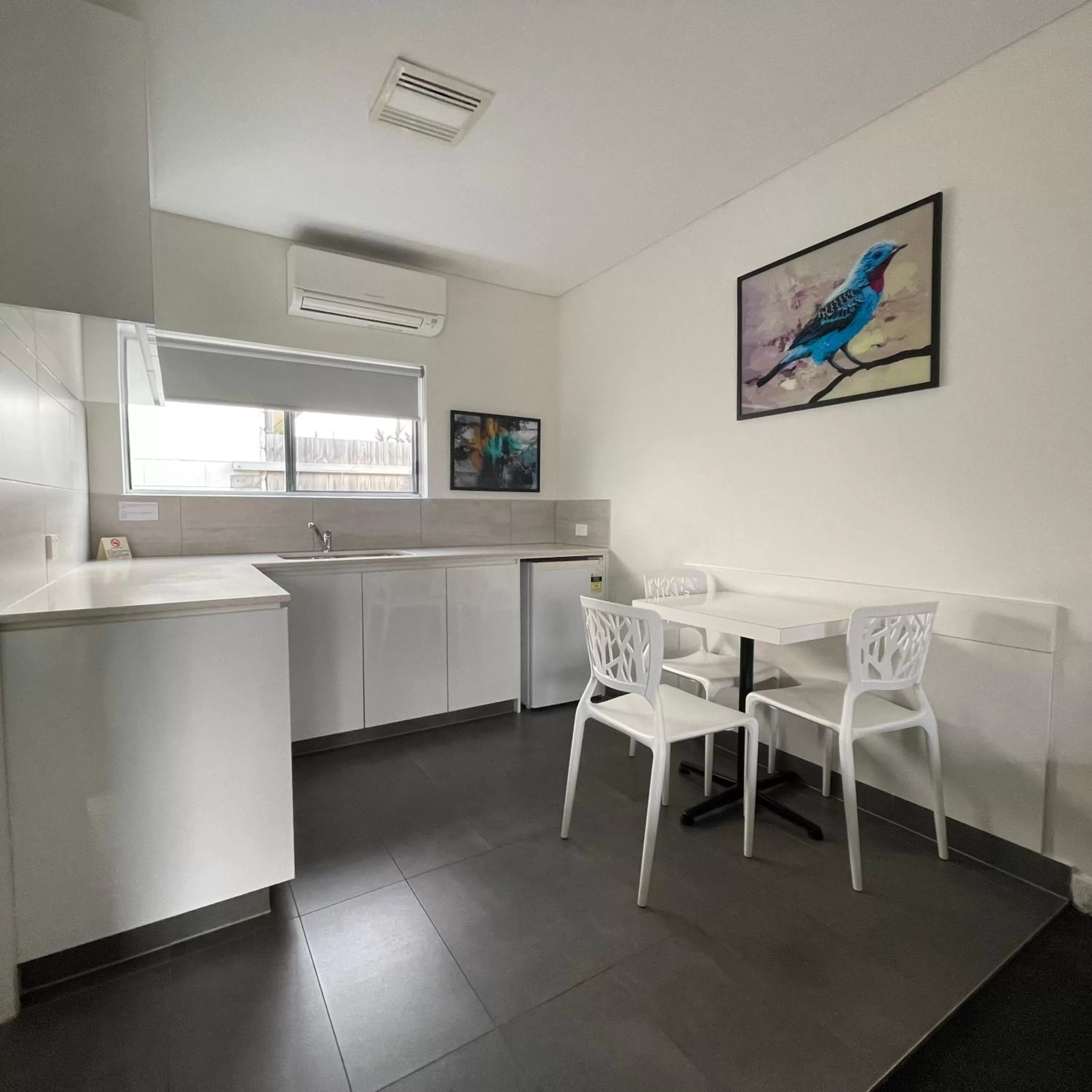 Kitchen or kitchenette in Coastal Motel