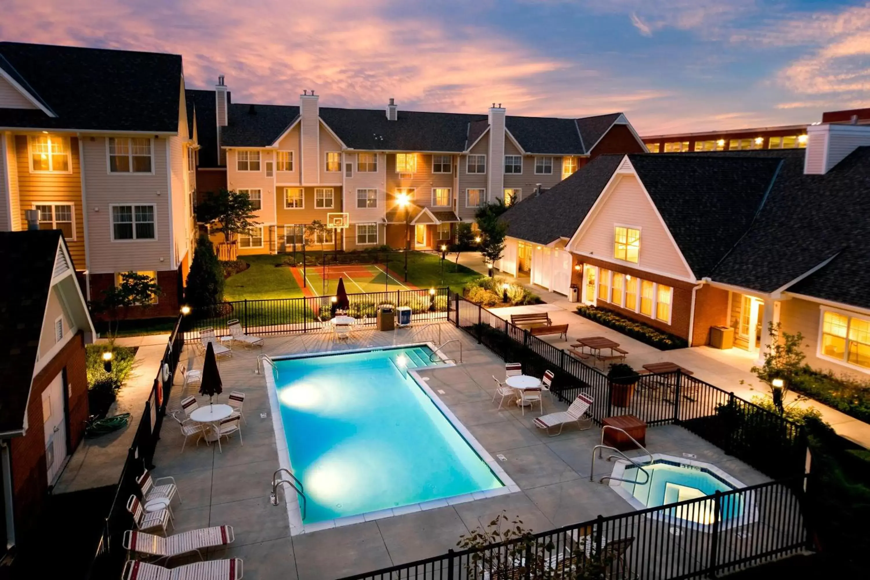 Swimming pool, Pool View in Residence Inn Columbus Easton