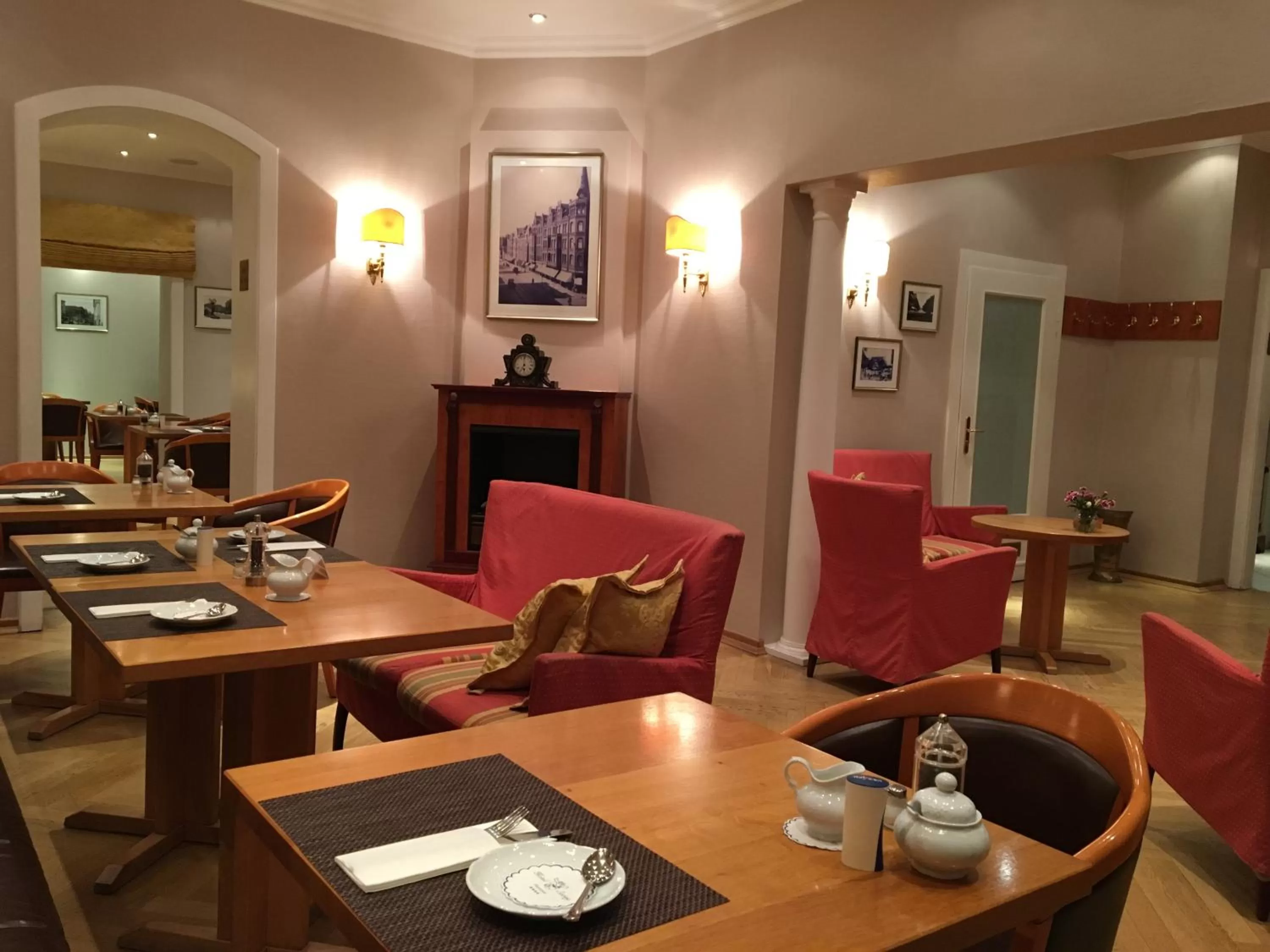 Buffet breakfast in Hotel Savoy Hannover