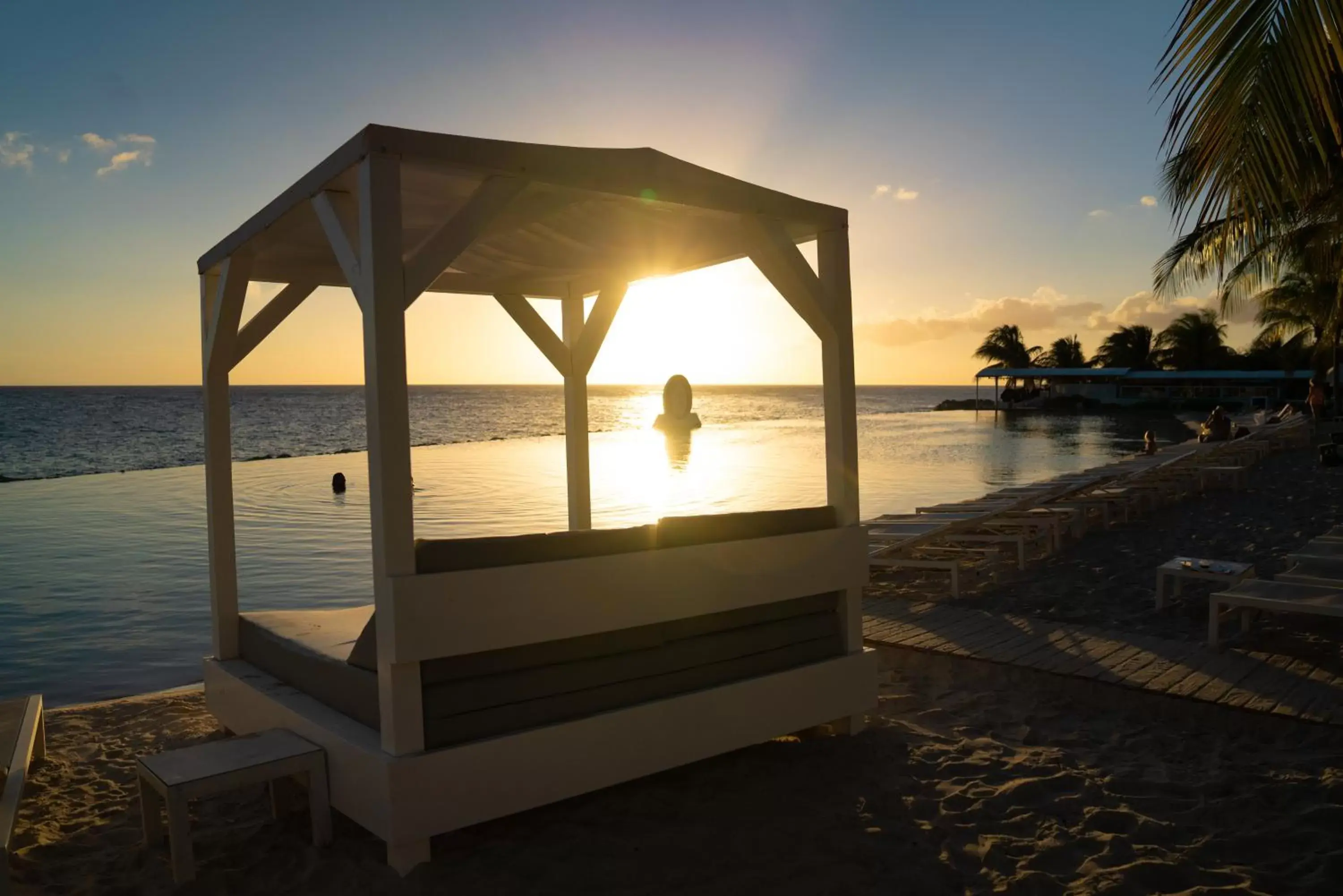 Swimming pool, Sunrise/Sunset in Papagayo Beach Hotel