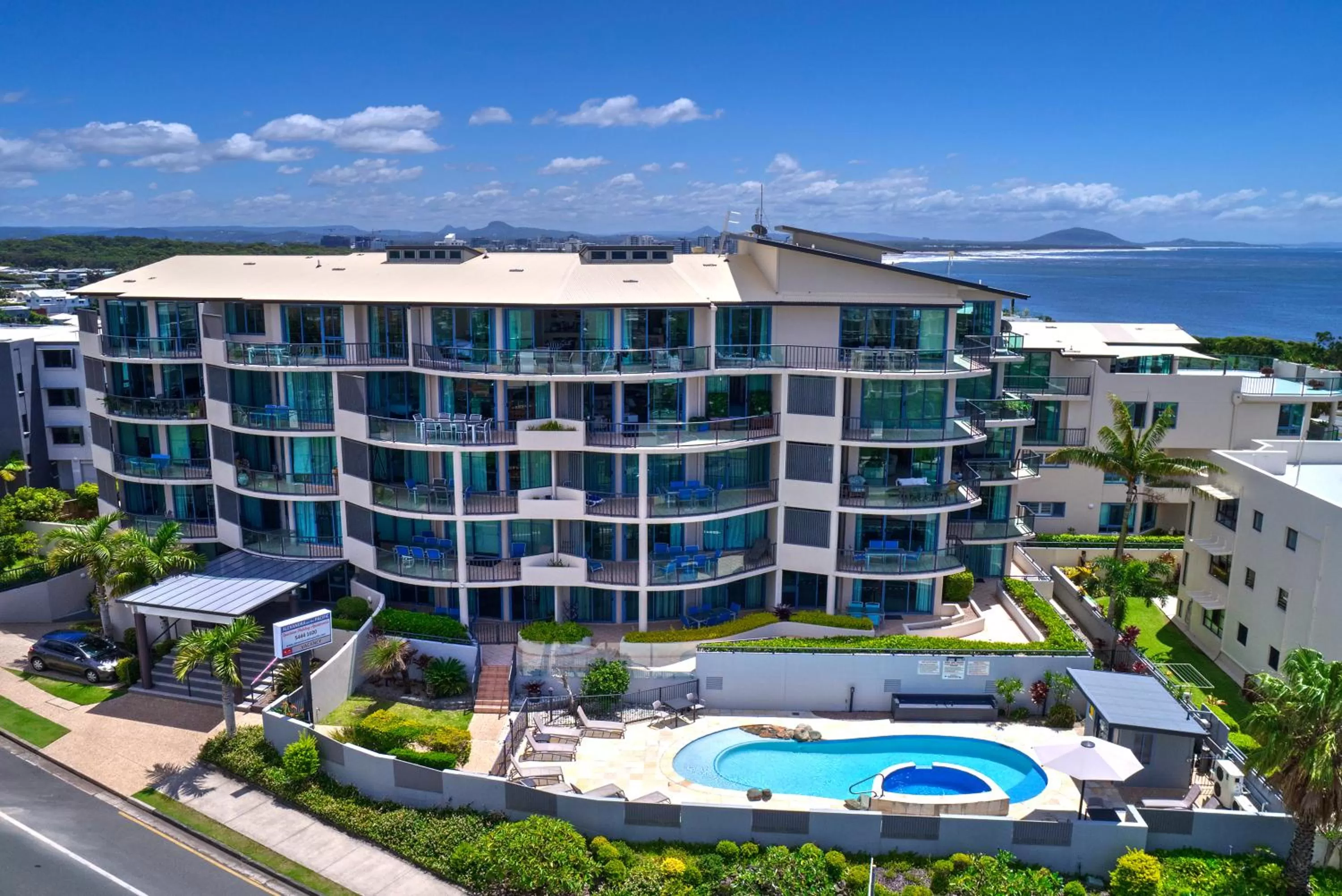 Property building in Alexandra on the Pacific