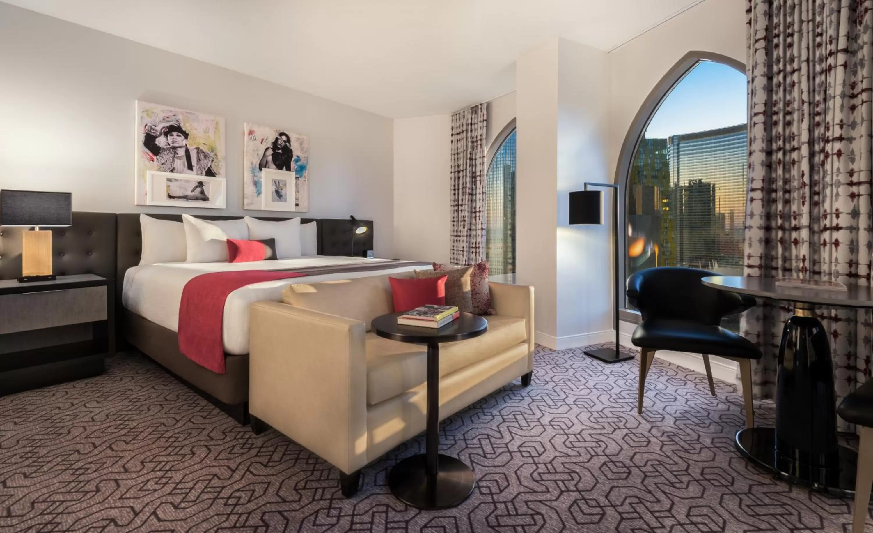 Bedroom, Bed in Planet Hollywood Resort & Casino
